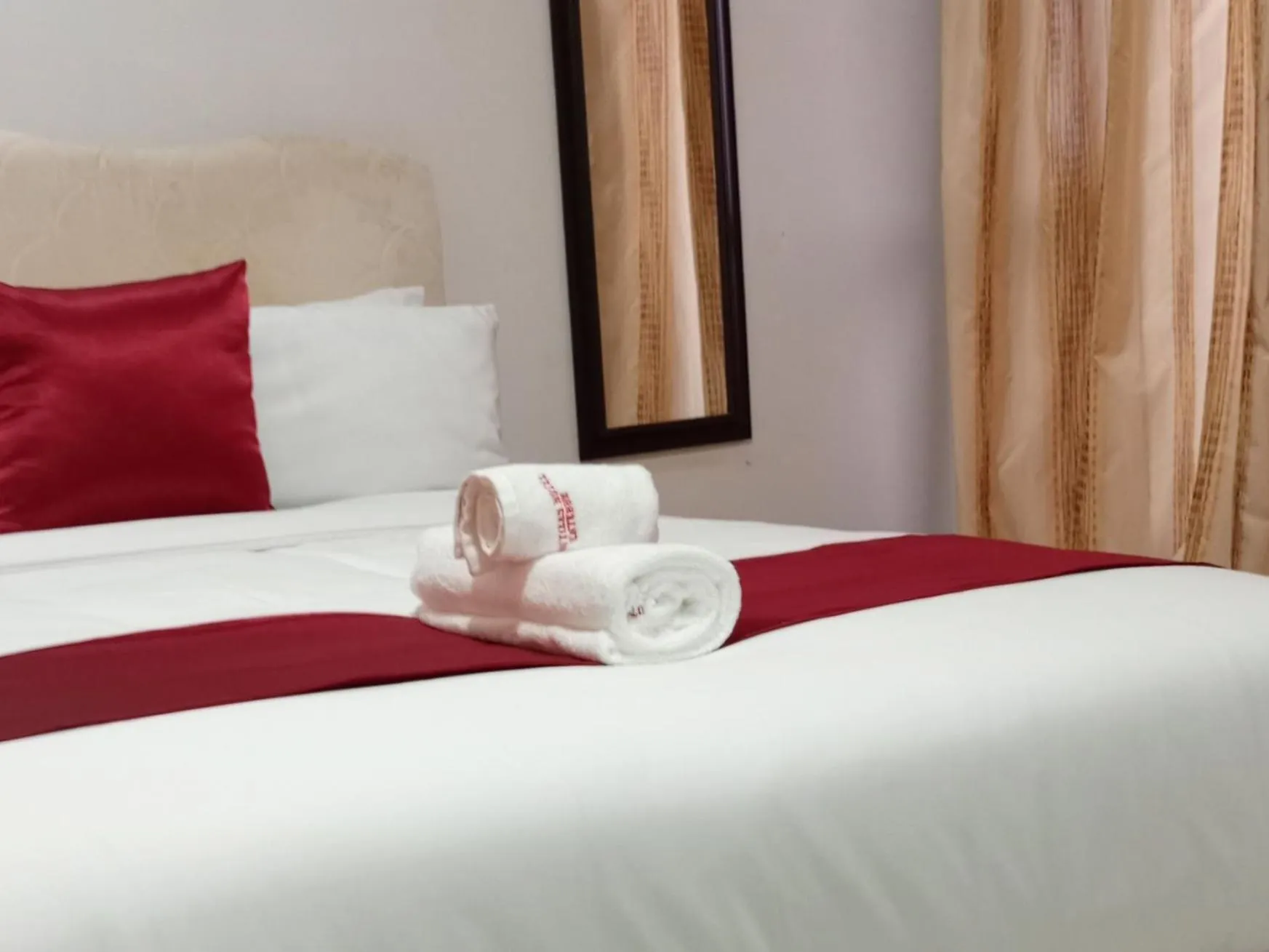 Bed in Frontiers Hotel & Conference Entebbe