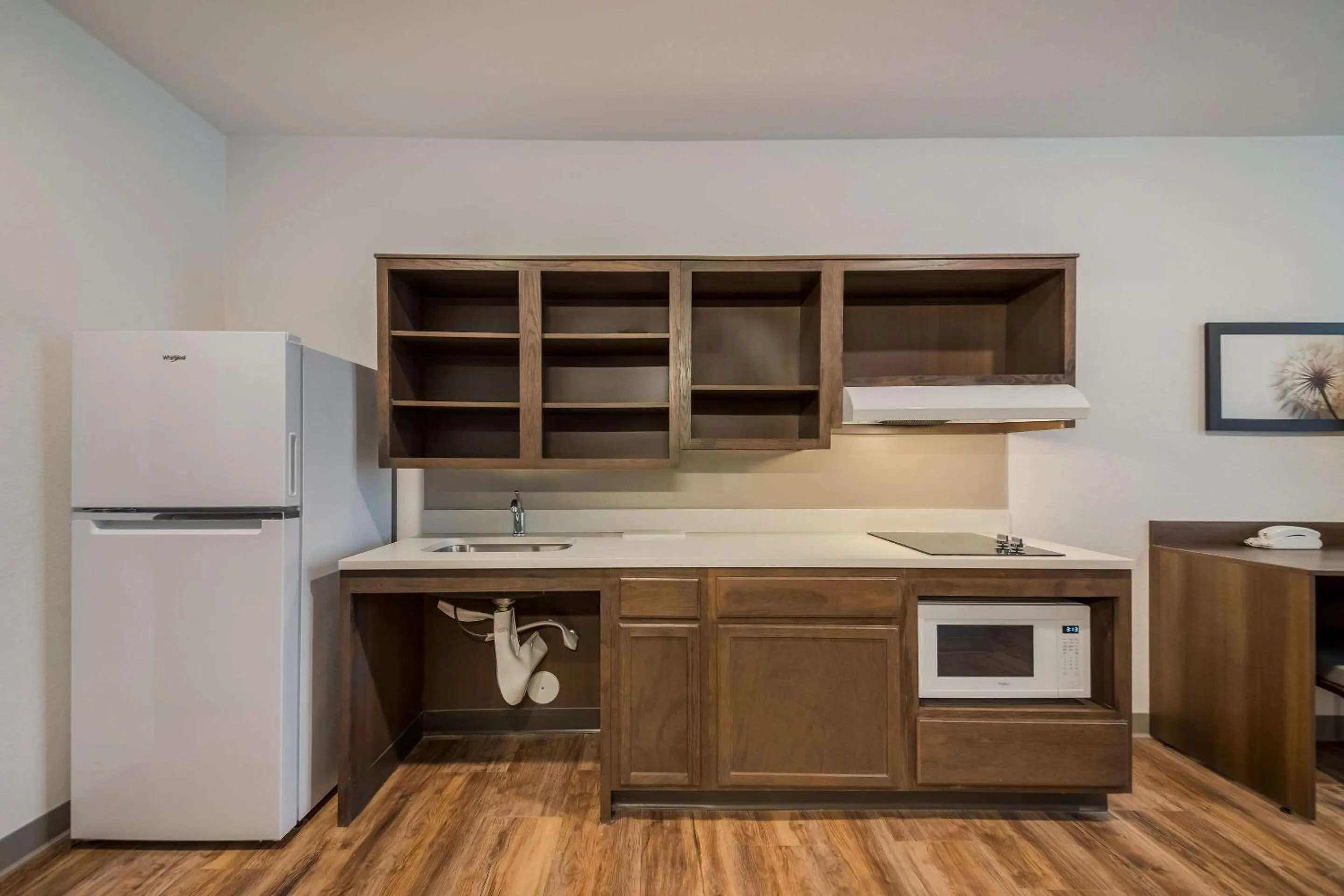 Bedroom in WoodSpring Suites Wesley Chapel-Tampa