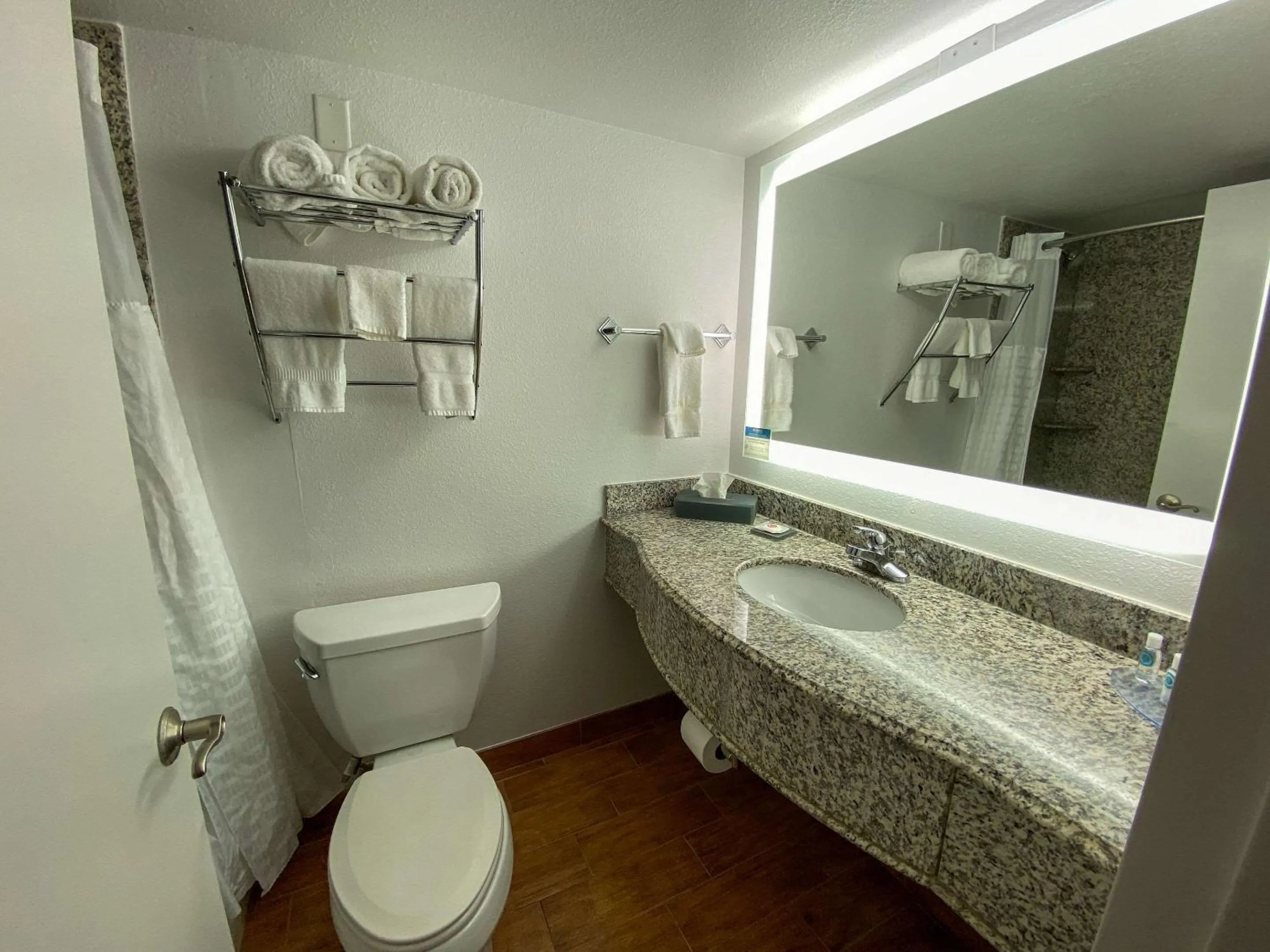 Bedroom in Comfort Inn Conover-Hickory