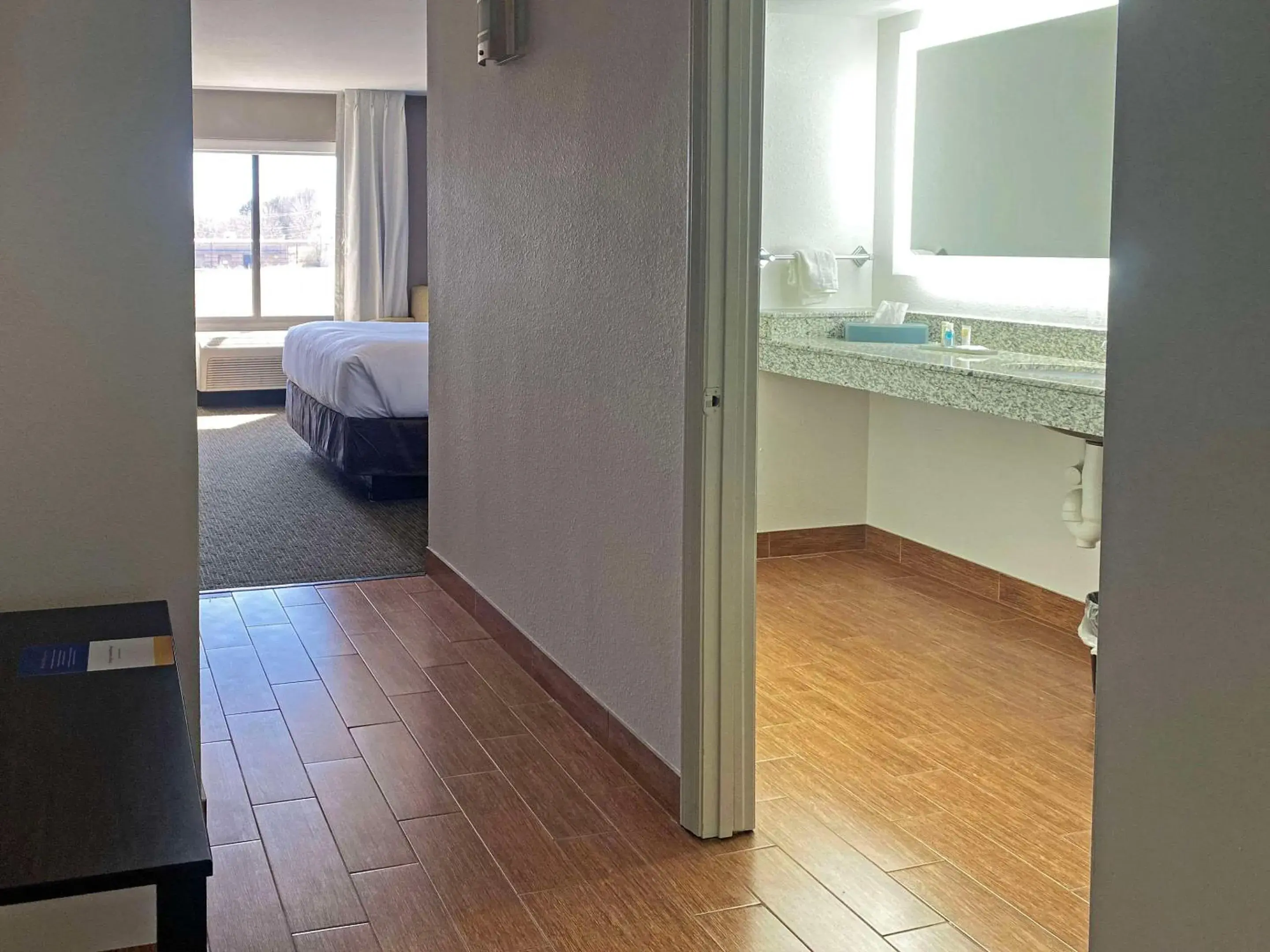 Bedroom, Bed in Comfort Inn Conover-Hickory Bedroom, Bed in Comfort Inn Conover-Hickory