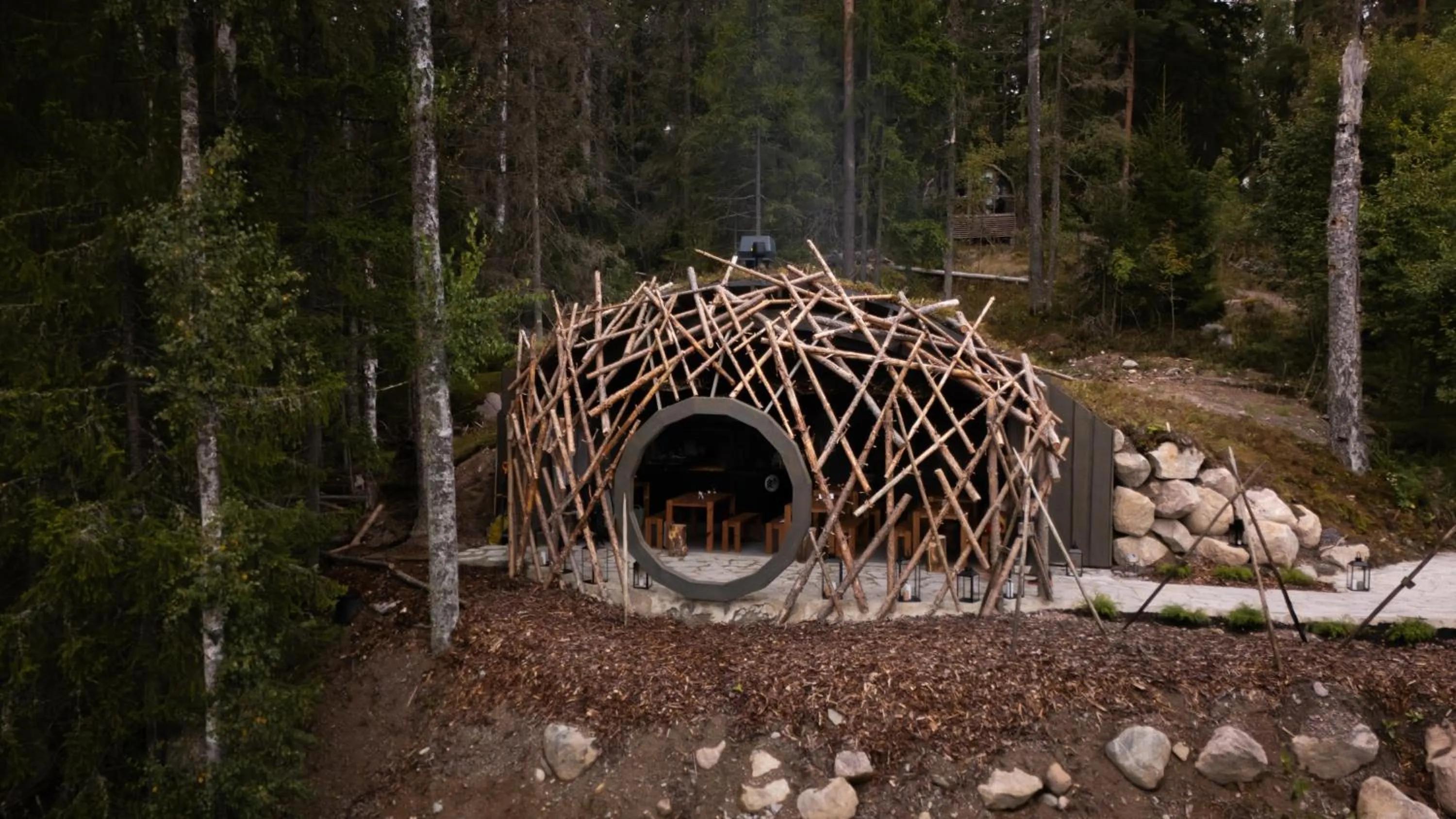 Haltia Lake Lodge nature boutique hotel & glamping