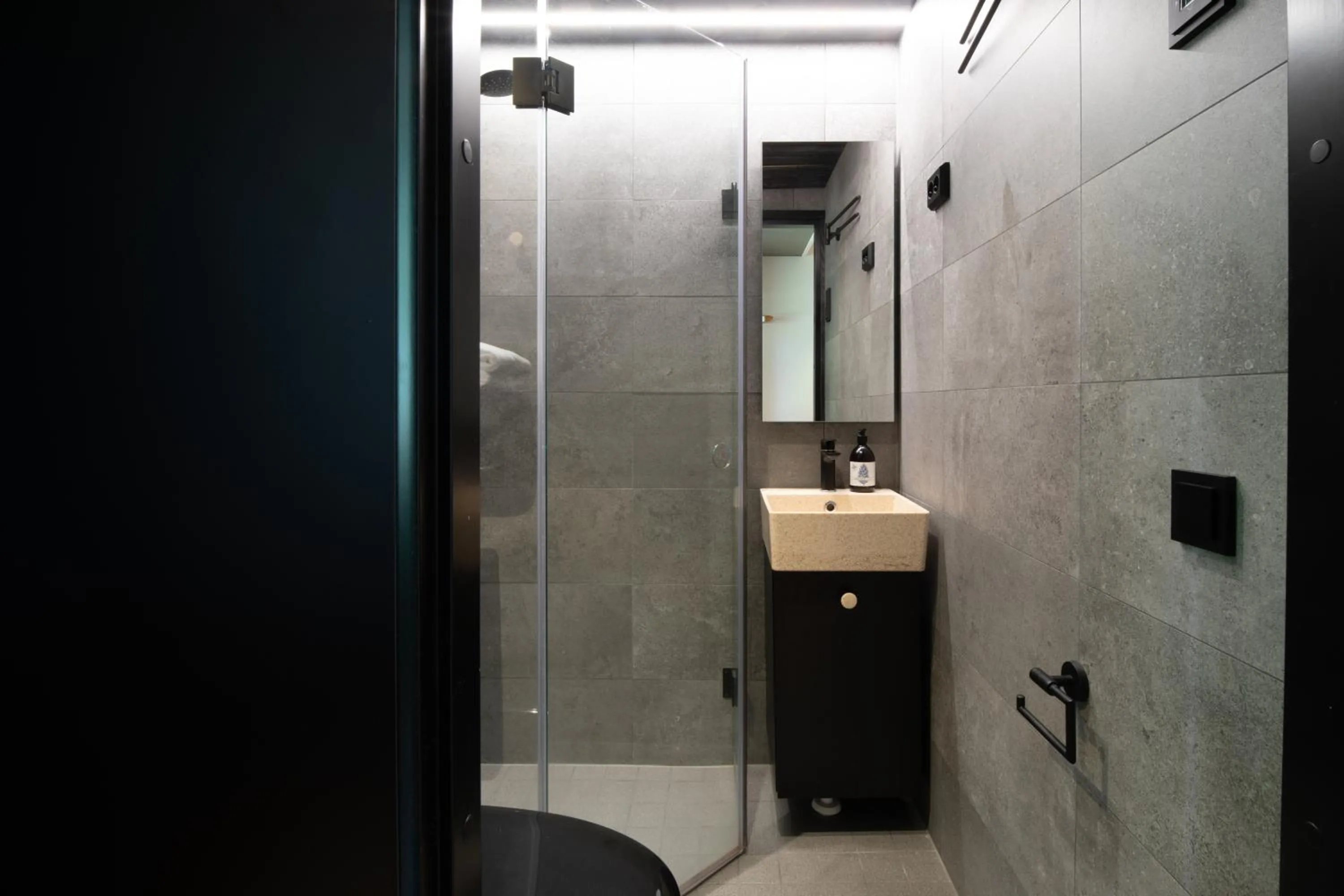 Bathroom in Haltia Lake Lodge nature boutique hotel & glamping