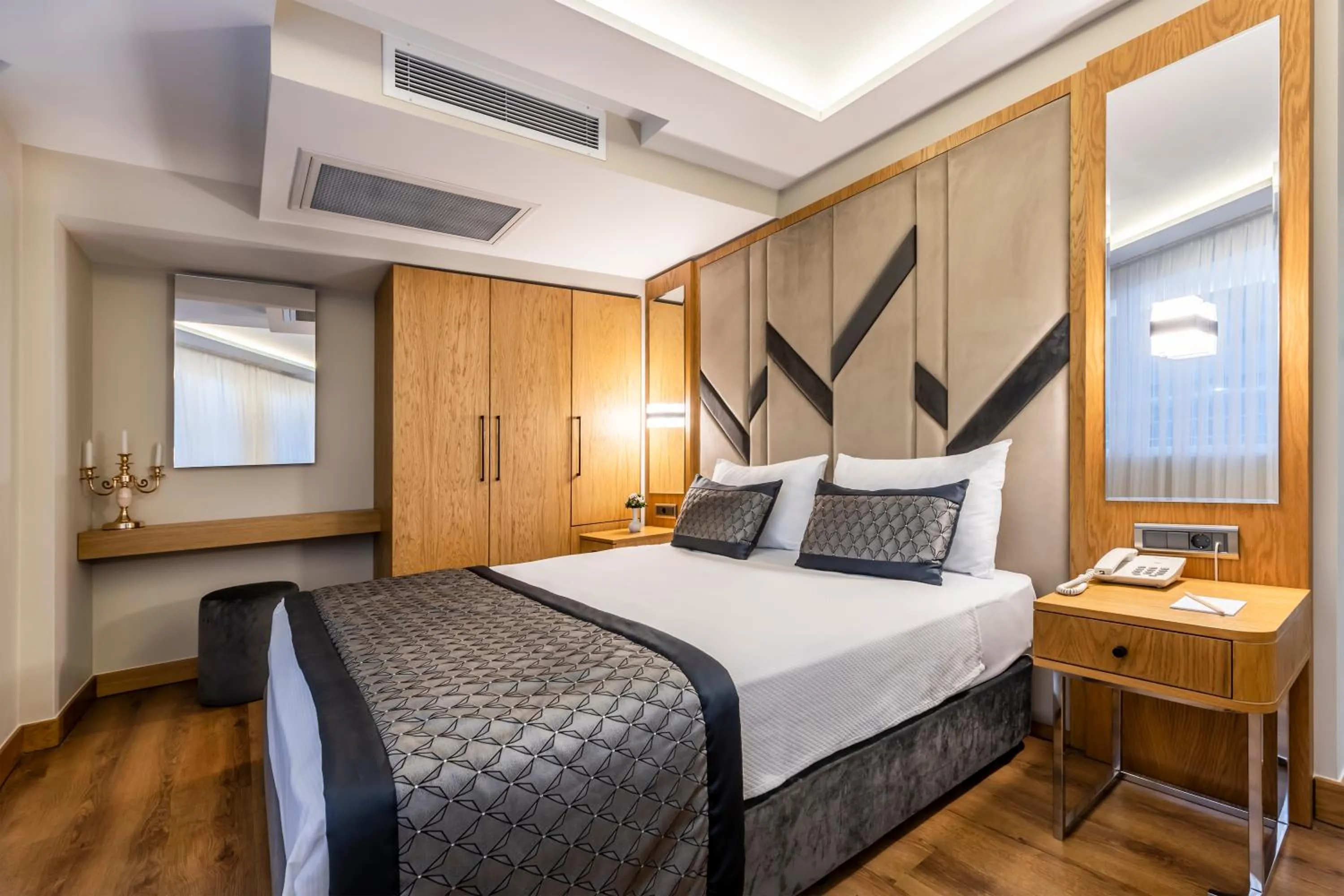 Bed in Endican Sultanahmet Hotel