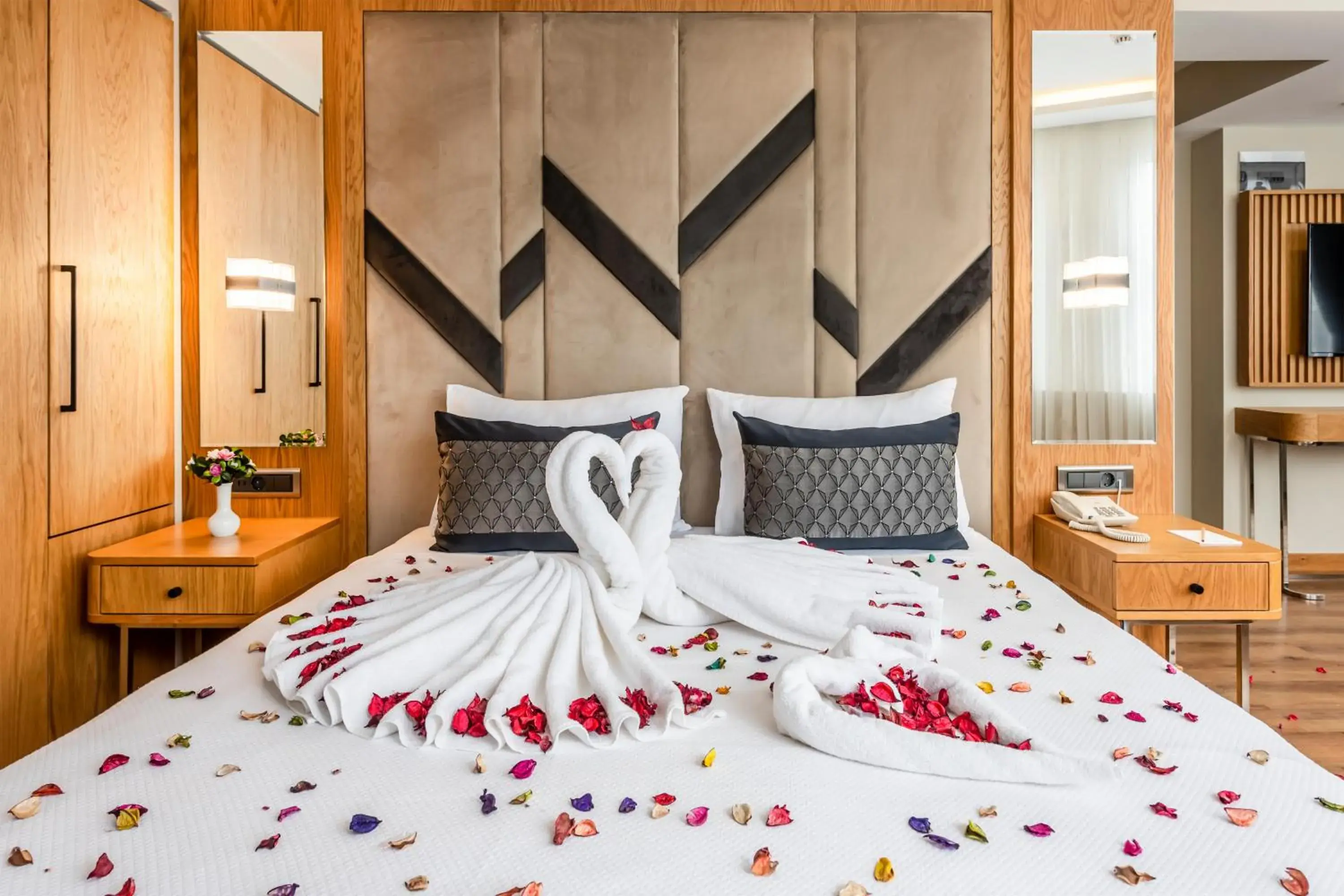 Deluxe Suite in Endican Sultanahmet Hotel Deluxe Suite in Endican Sultanahmet Hotel