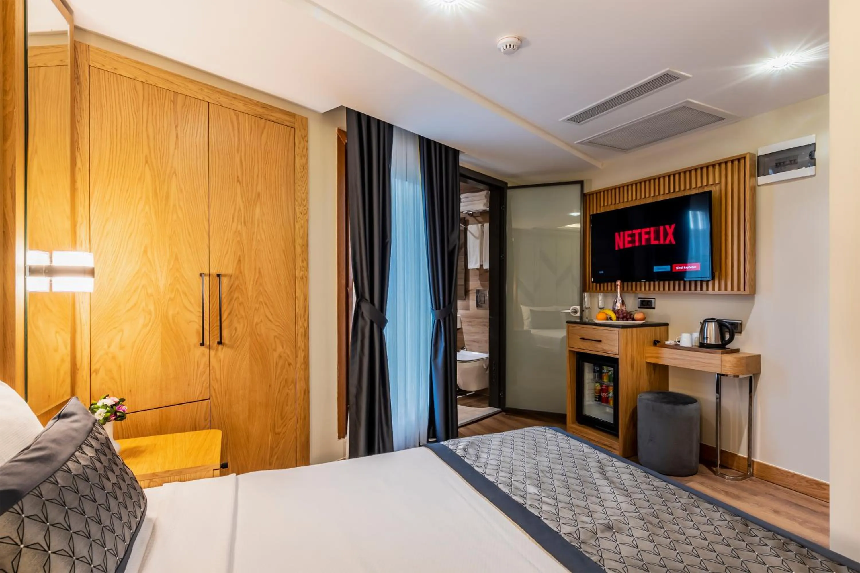 Bed in Endican Sultanahmet Hotel