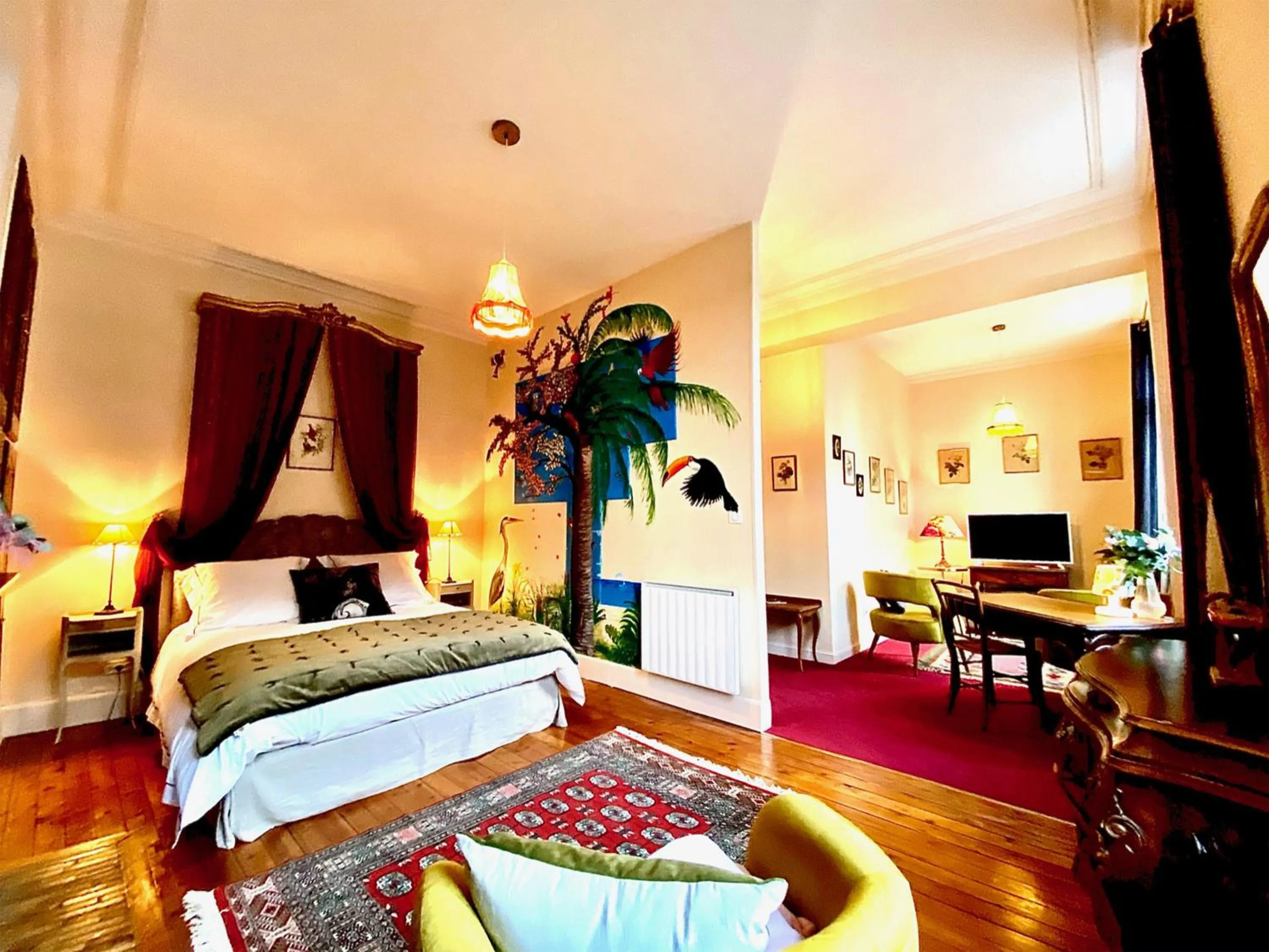 Bedroom, Bed in Le Rez de Jardin Albi