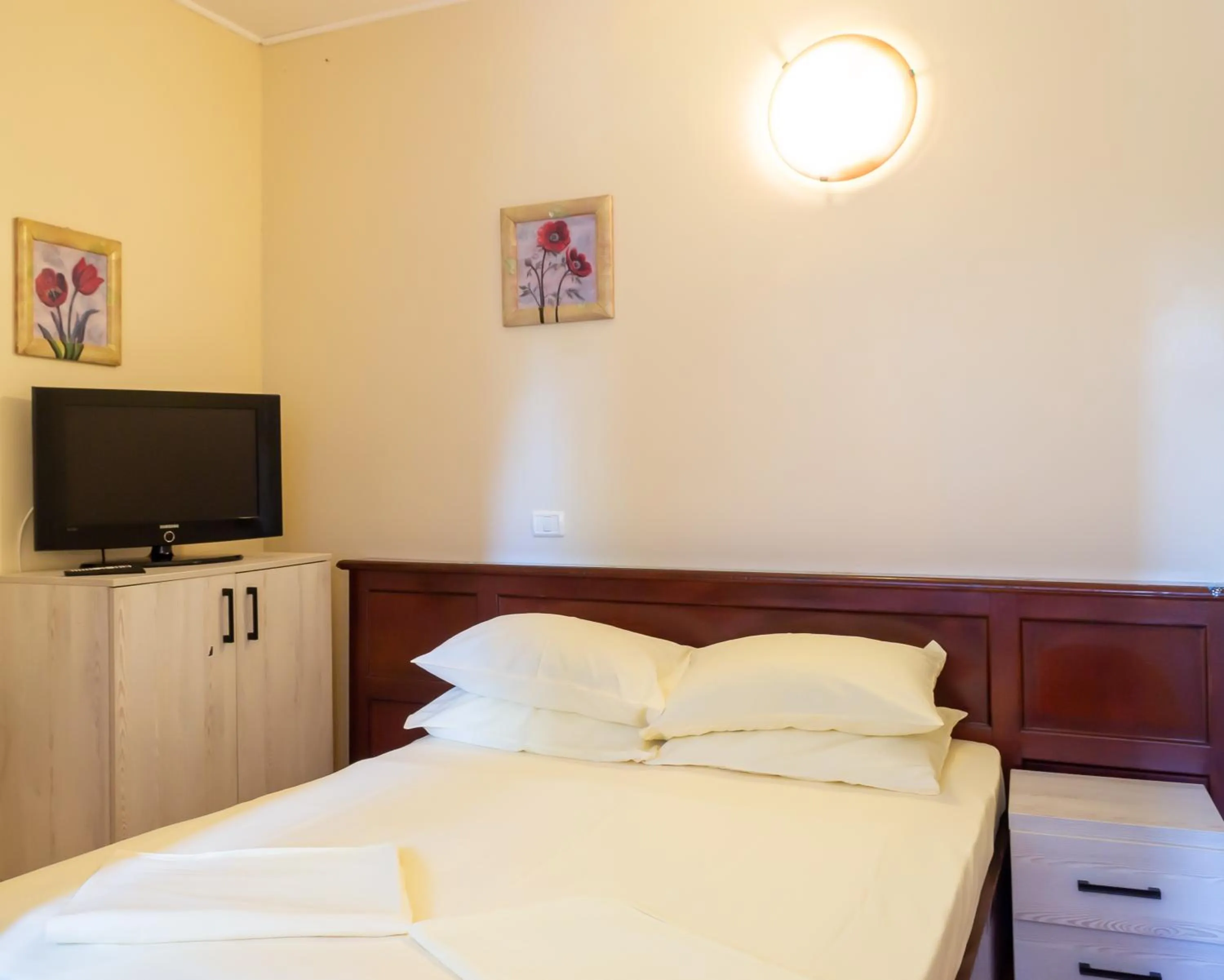 Bed in ElStefanino House