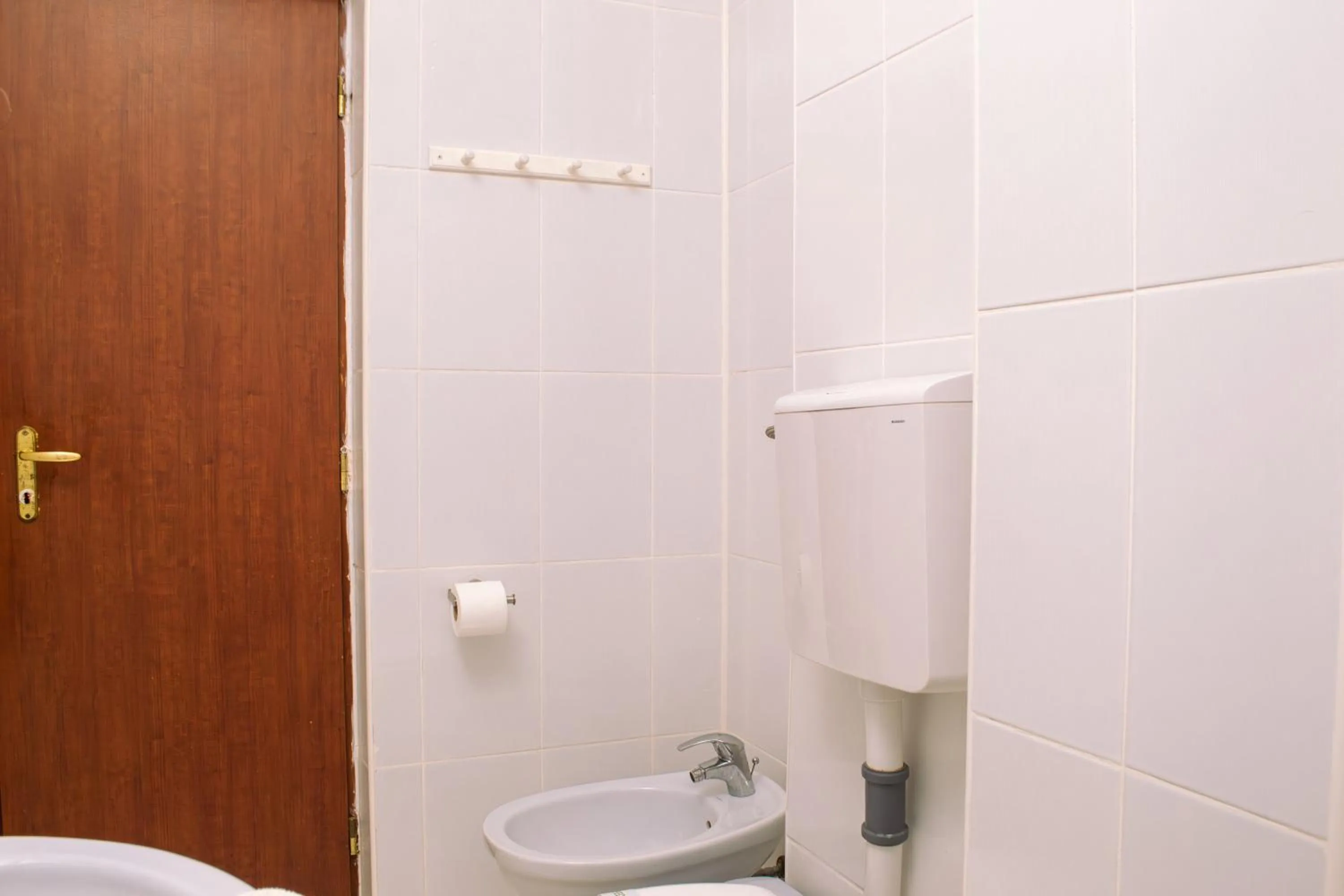 Shower in ElStefanino House