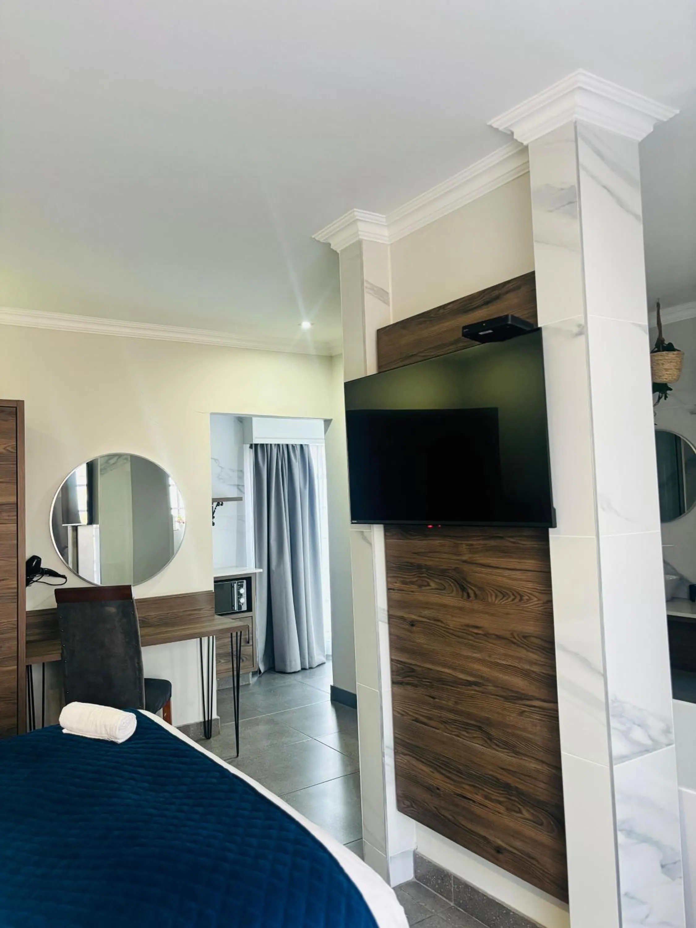 Bed in Alveston Manor Boutique Hotel & Spa