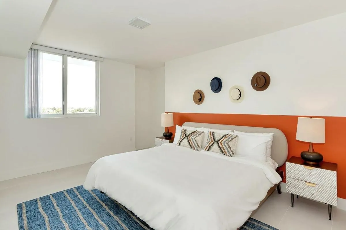 Bed in Roami at Grove 27