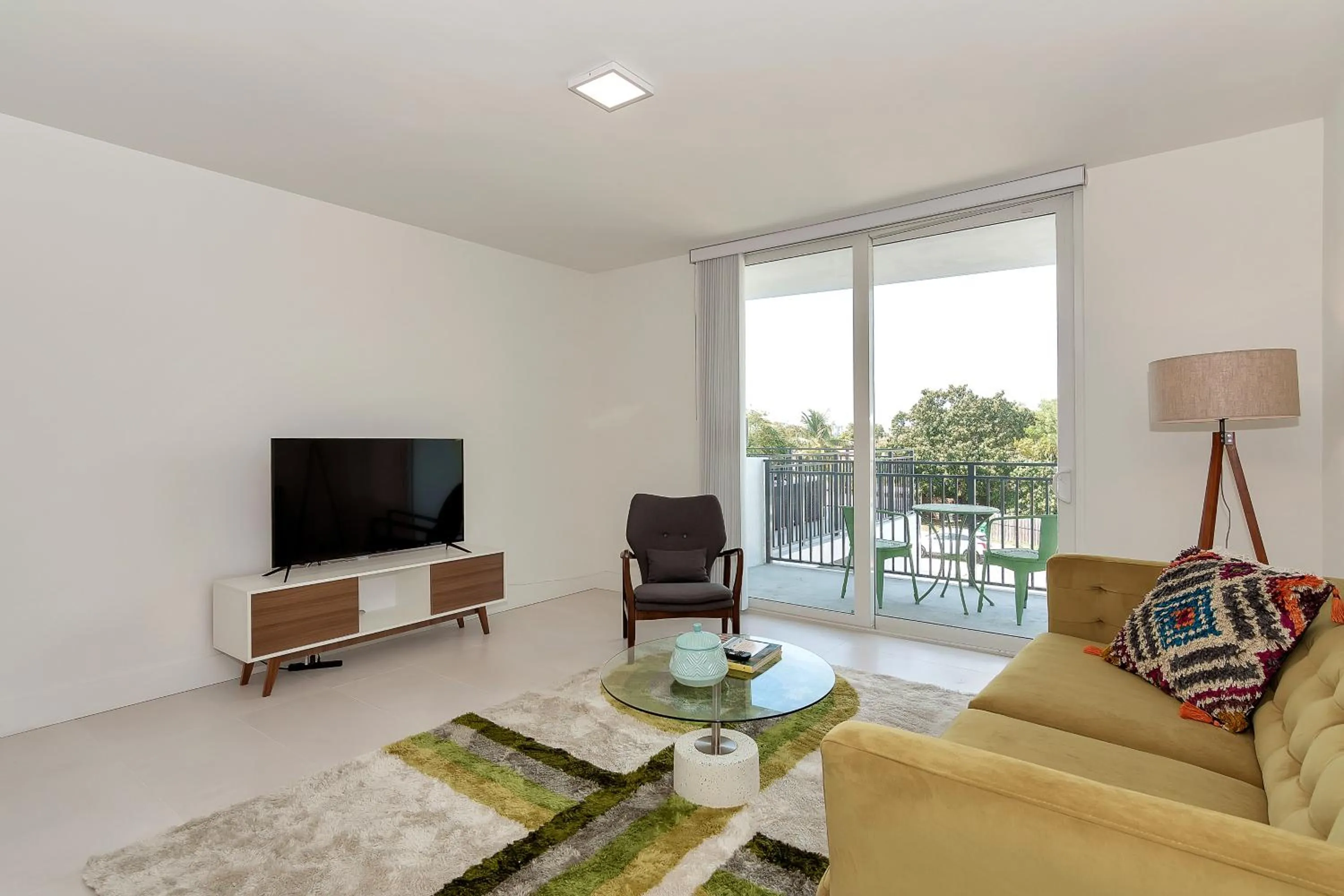 Living room in Roami at Grove 27