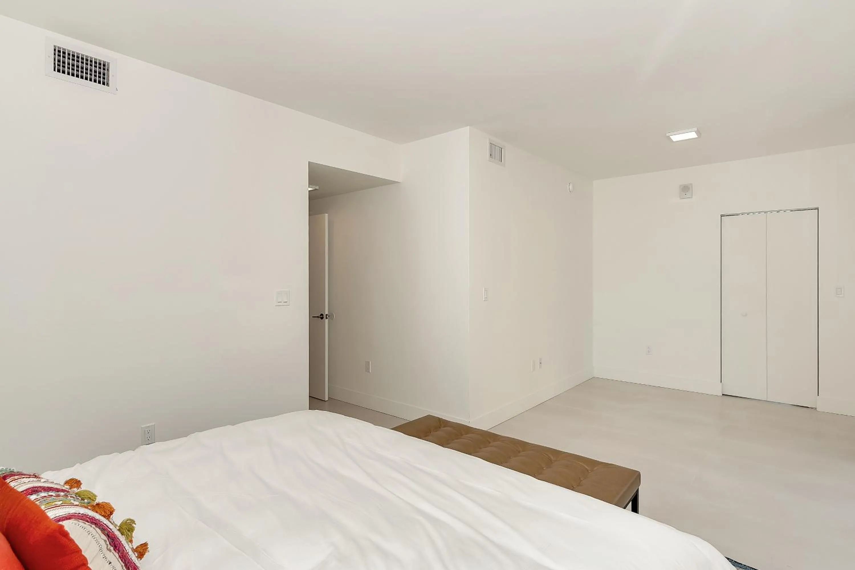 Bedroom, Bed in Roami at Grove 27