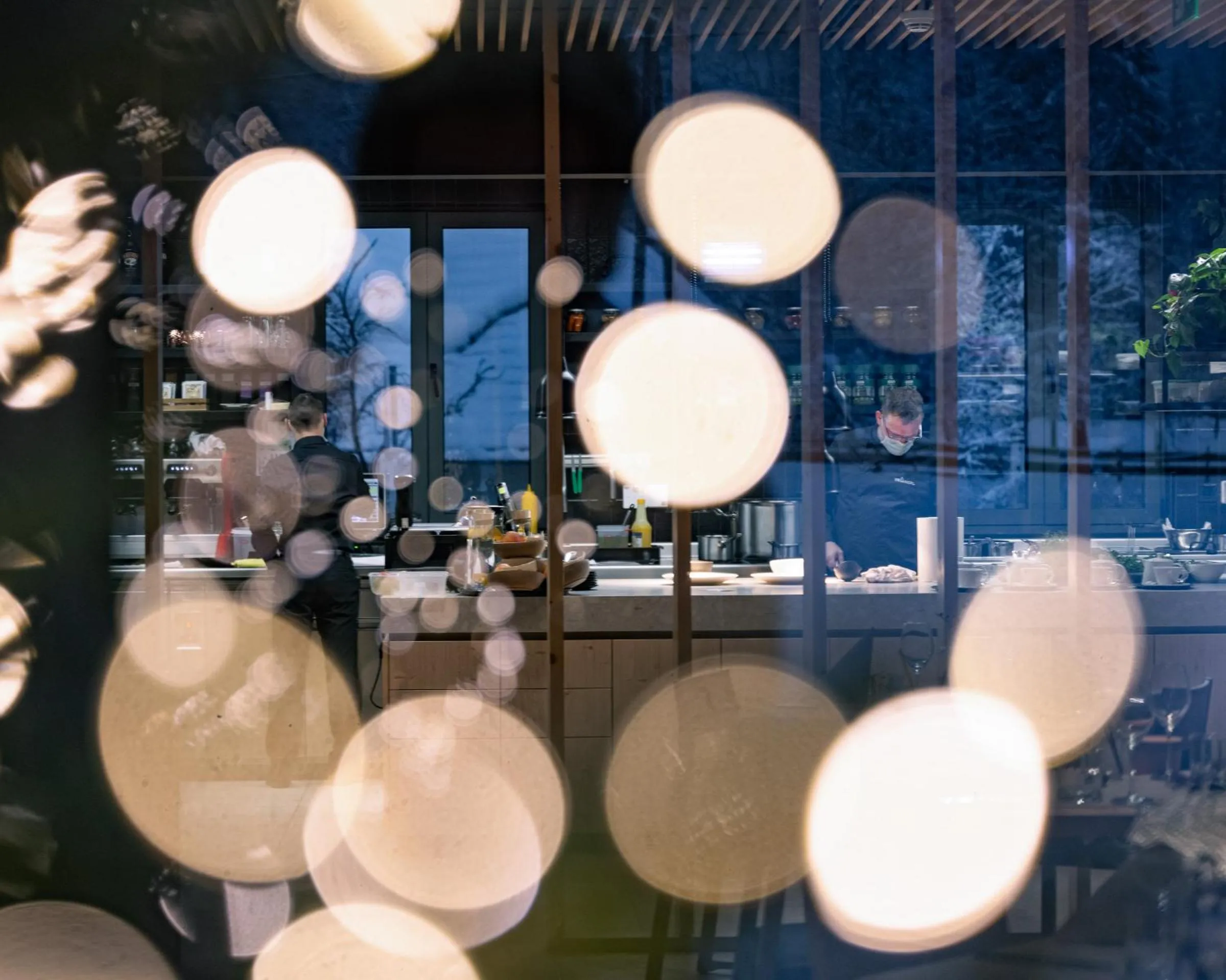 Restaurant/places to eat in Triangel Boutique Hotel