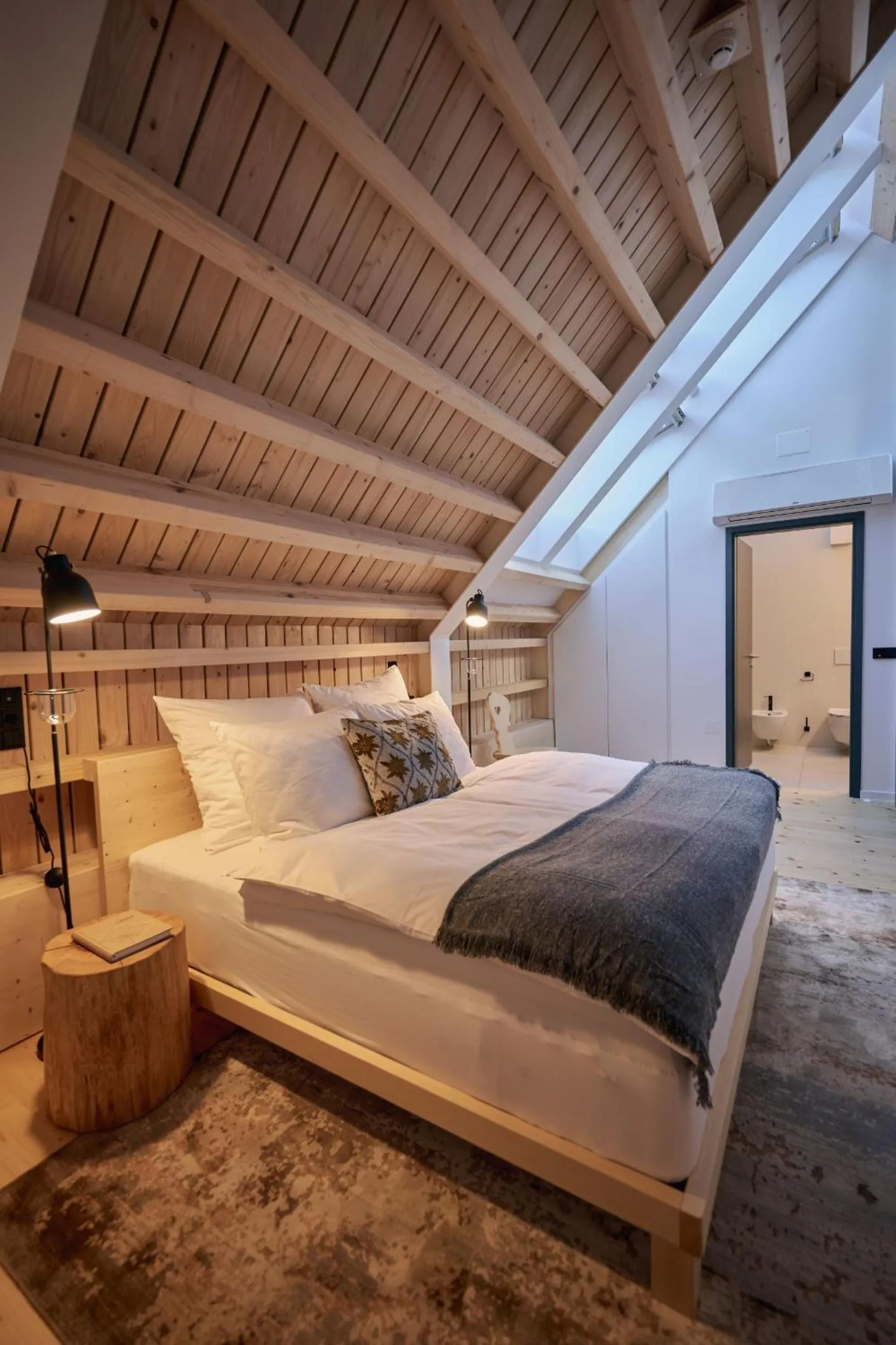 Bed in Triangel Boutique Hotel