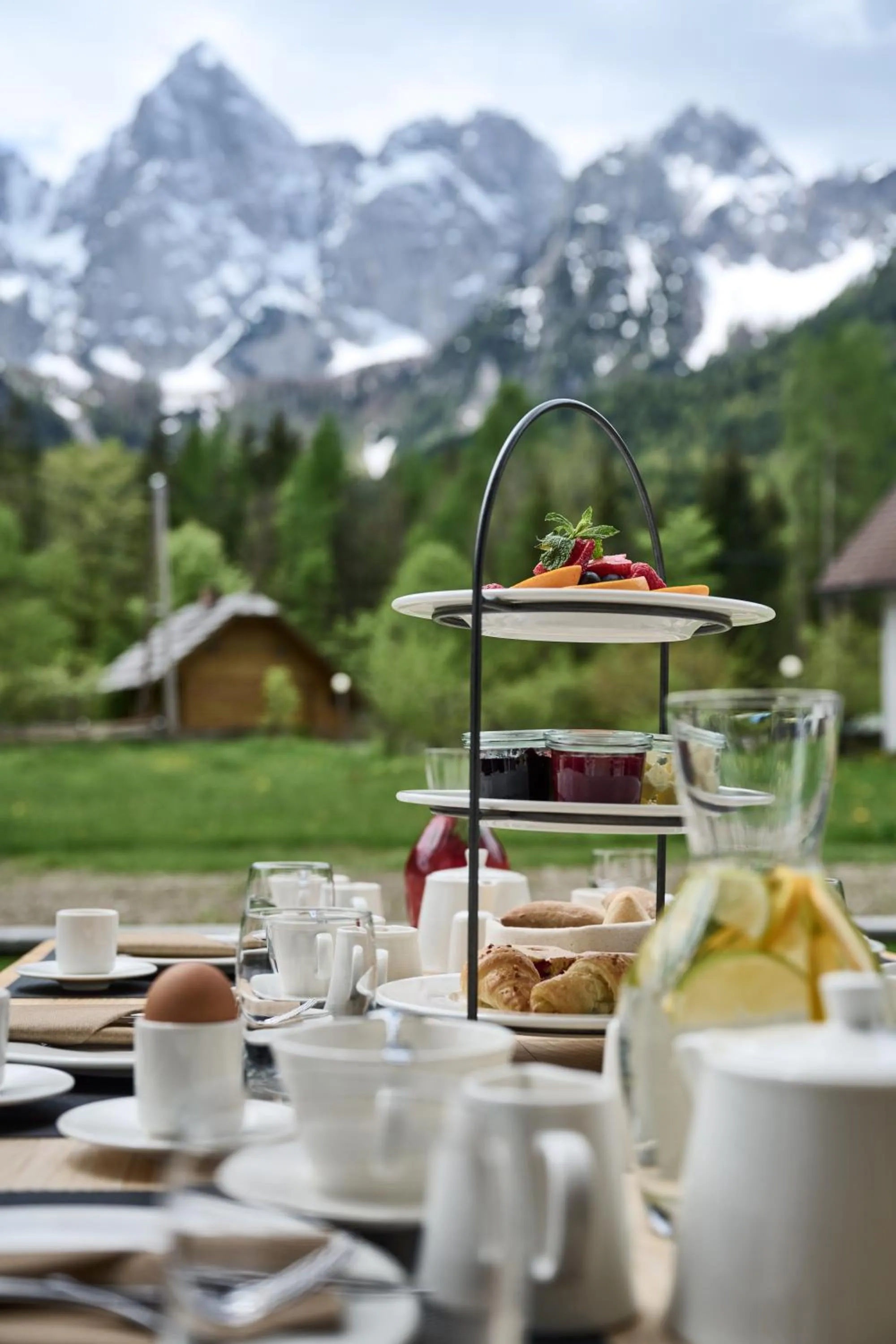 Restaurant/places to eat in Triangel Boutique Hotel