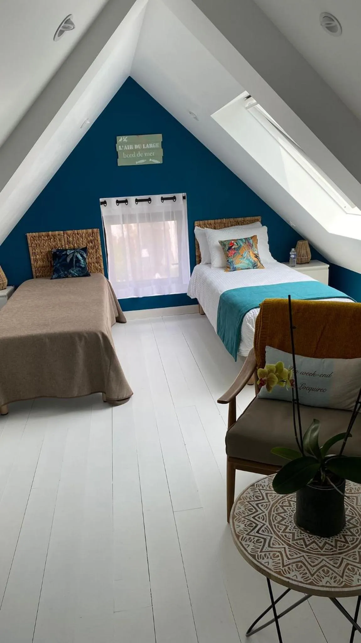 Photo of the whole room, Bed in L’ARDOISIÈRE, maison d’hôtes et d’amis
