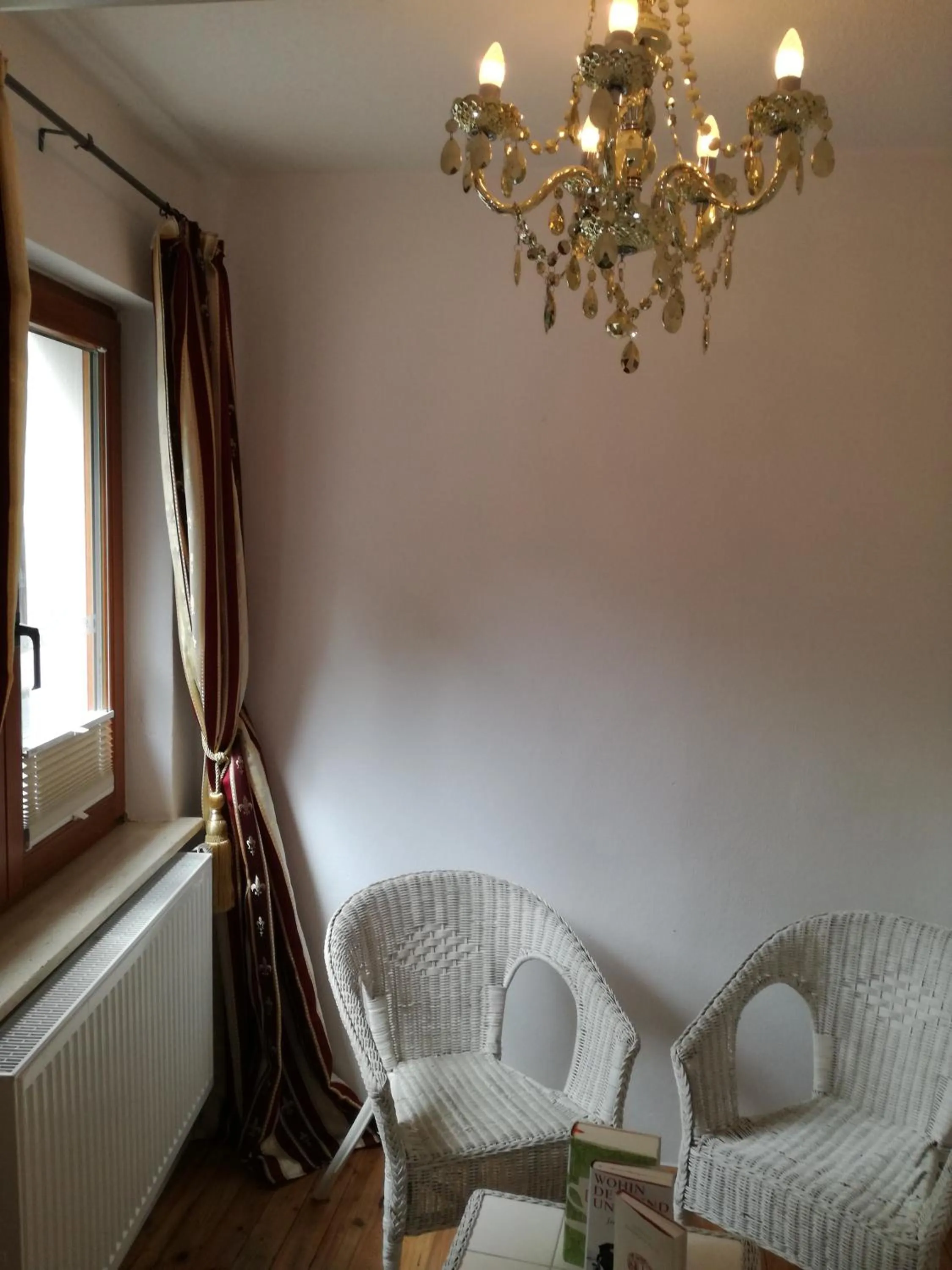 Seating area in Castle Hotel