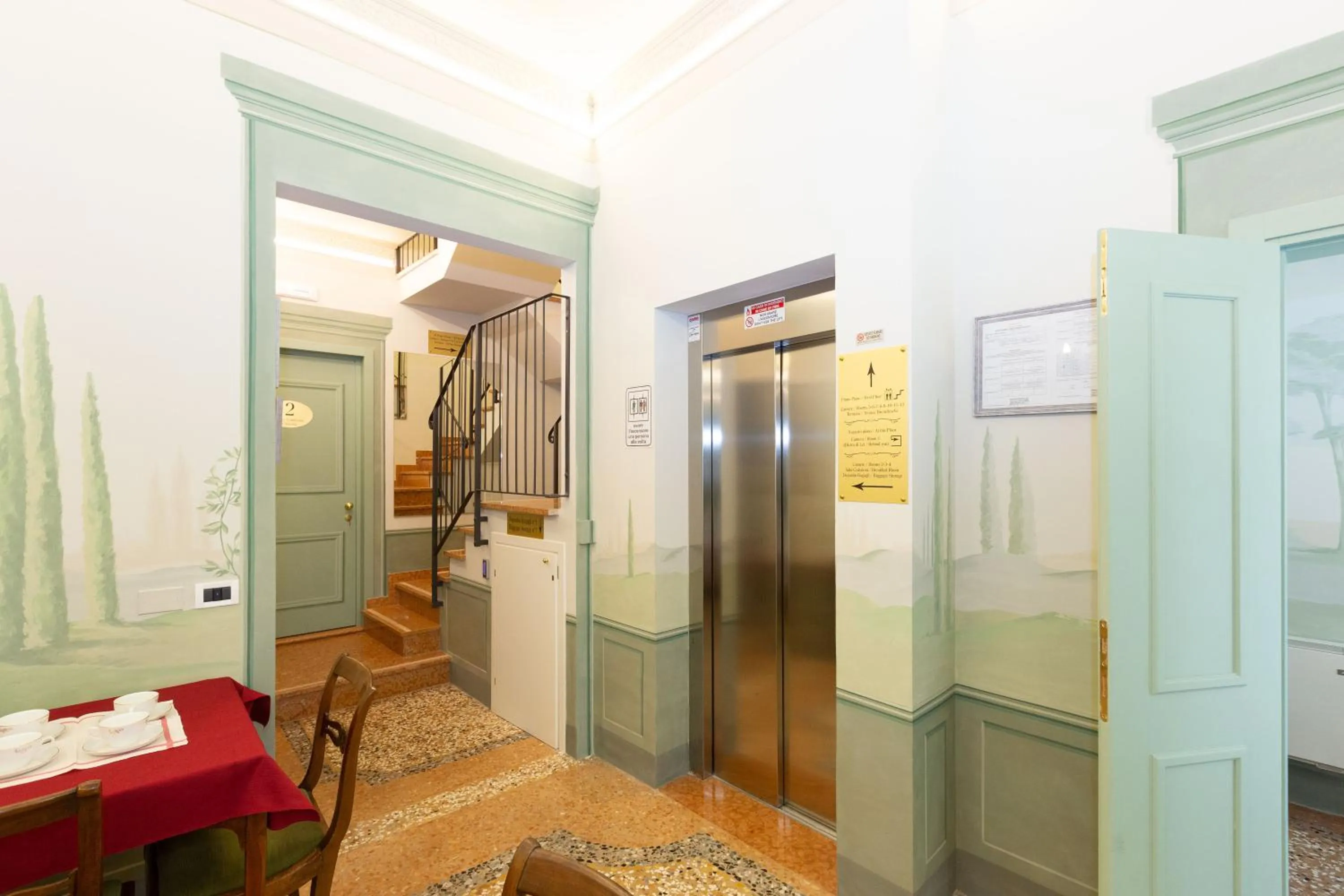 Facade/entrance in Villa Tortorelli