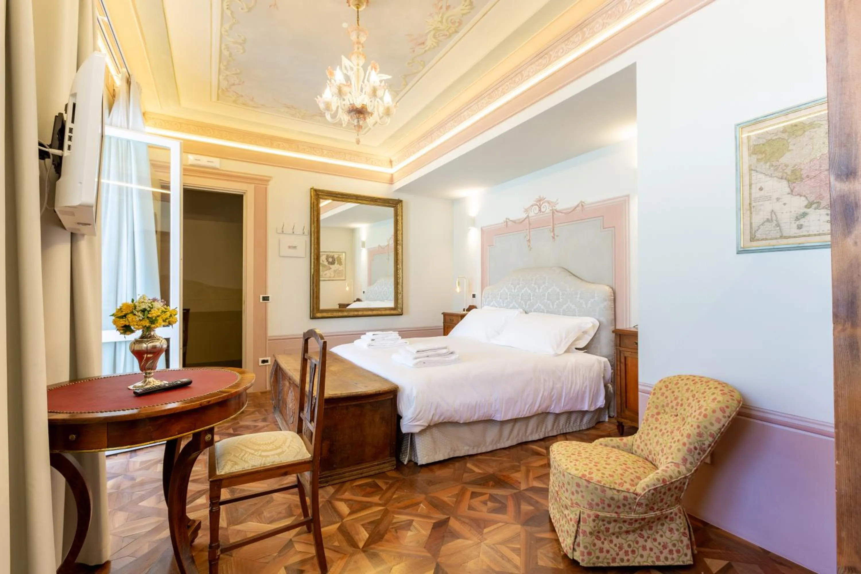 Photo of the whole room, Bed in Villa Tortorelli