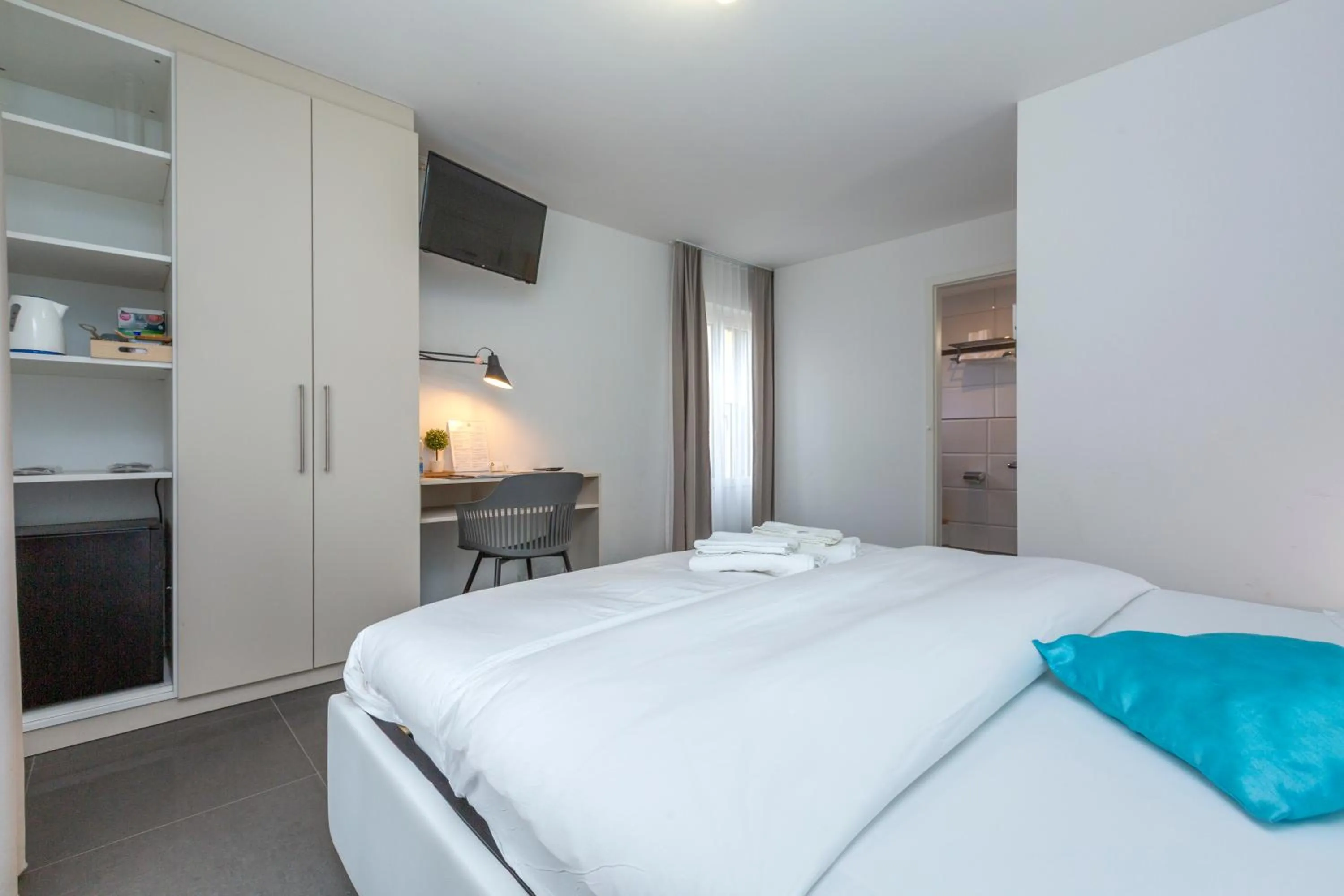 TV and multimedia, Bed in Hotel Kernhof Self Check-In