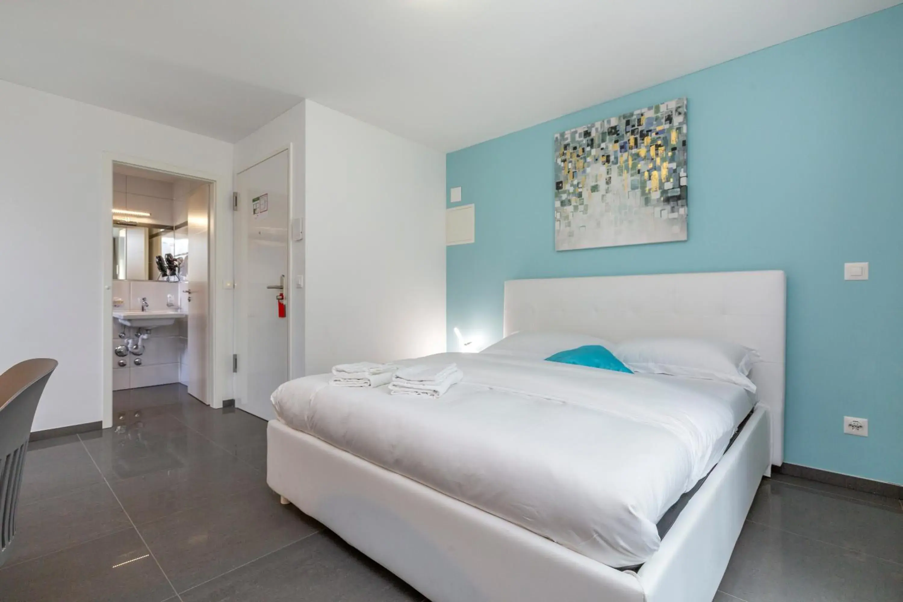 Double Room with Private Bathroom in Hotel Kernhof Self Check-In Double Room with Private Bathroom in Hotel Kernhof Self Check-In