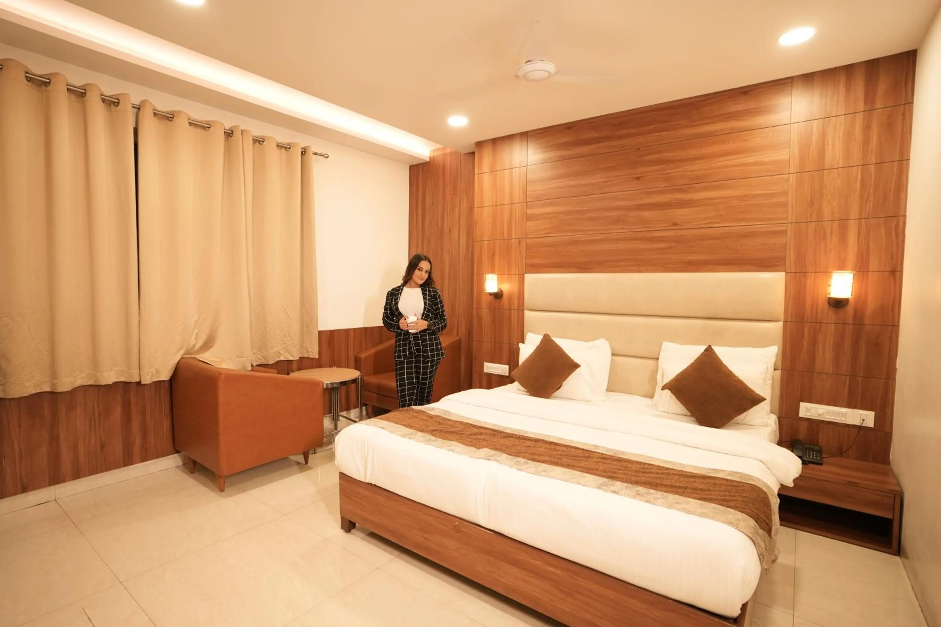 Bed in Hotel Pradeep Star Inn