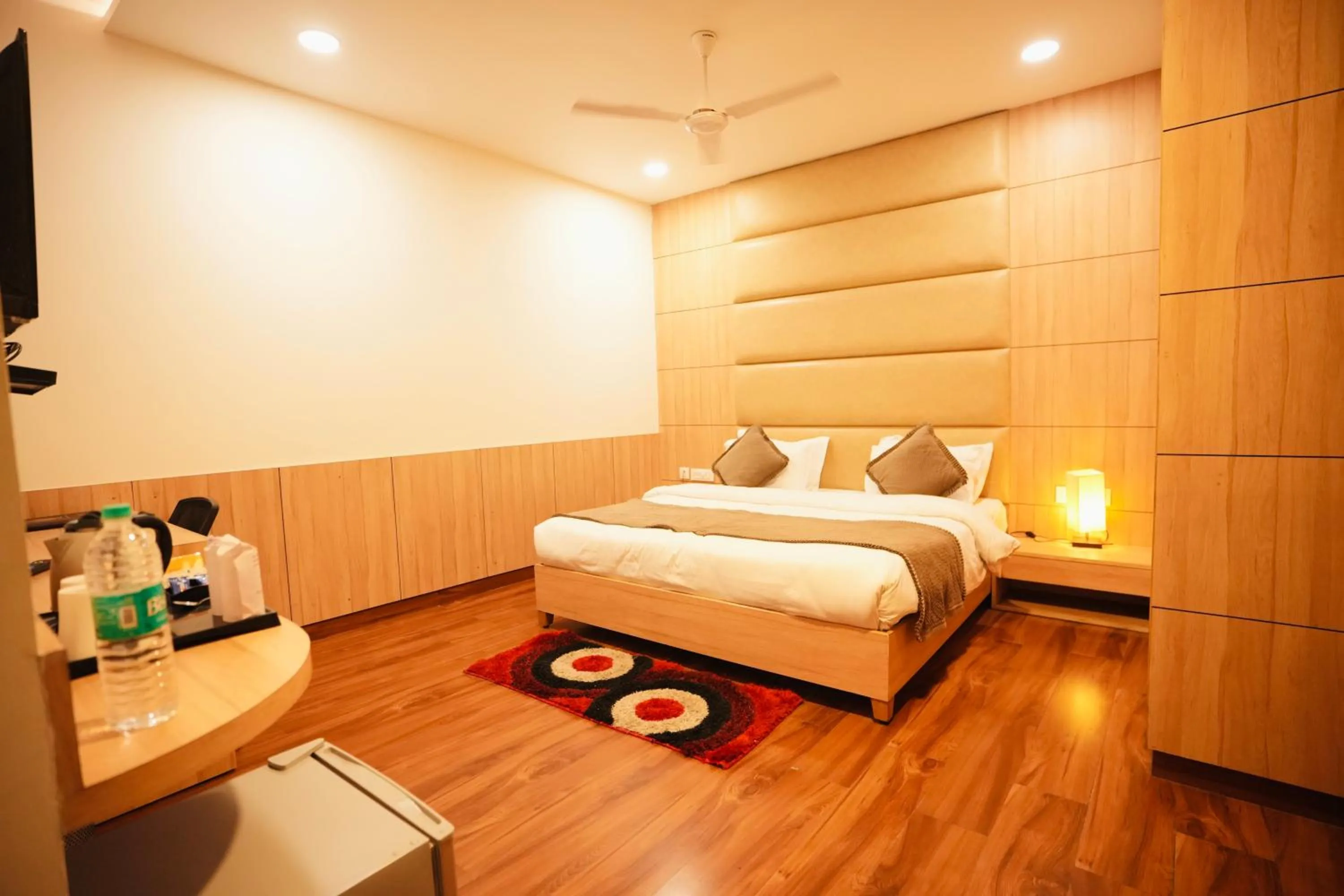 Bed in Hotel Pradeep Star Inn