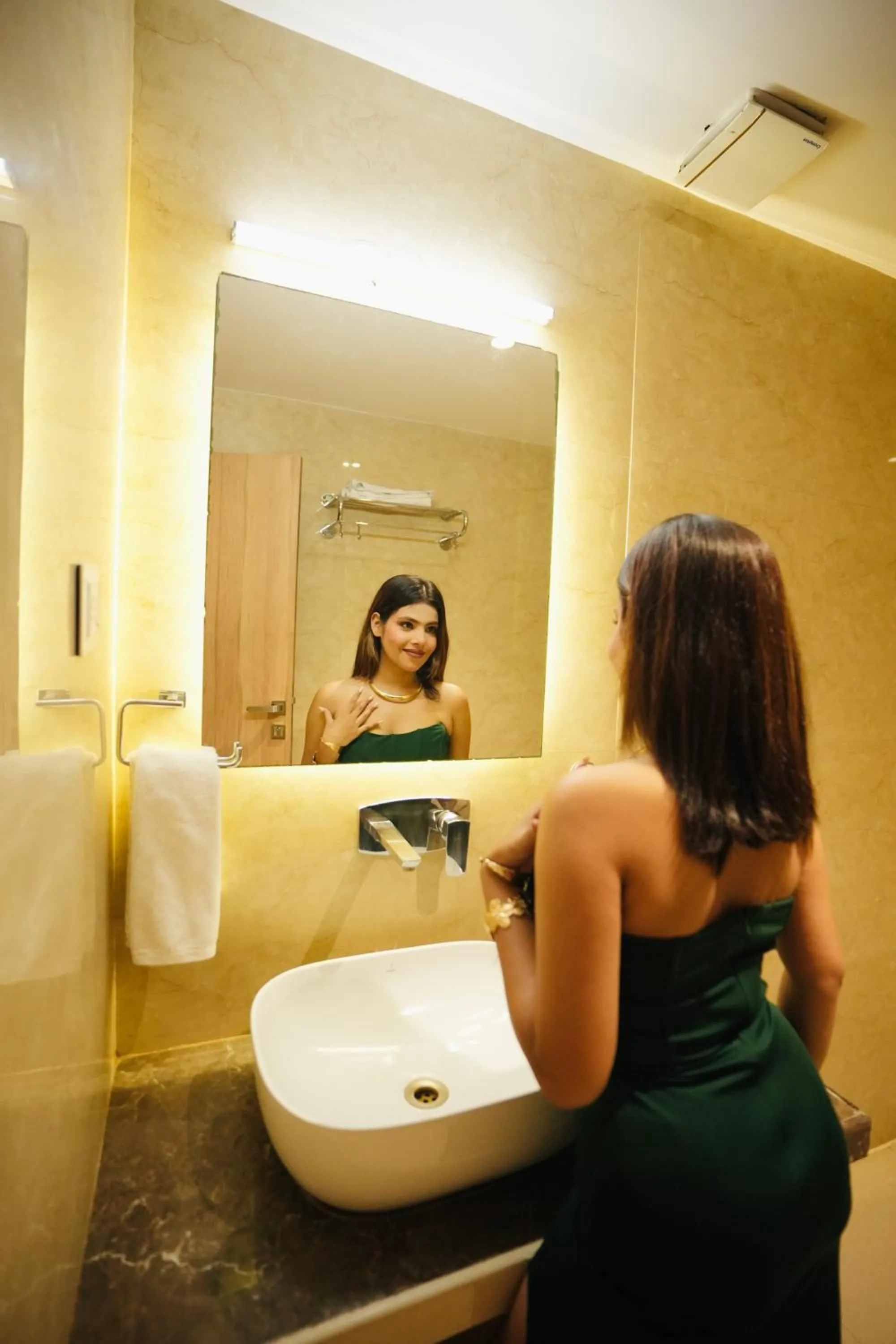 Bathroom in Hotel Pradeep Star Inn