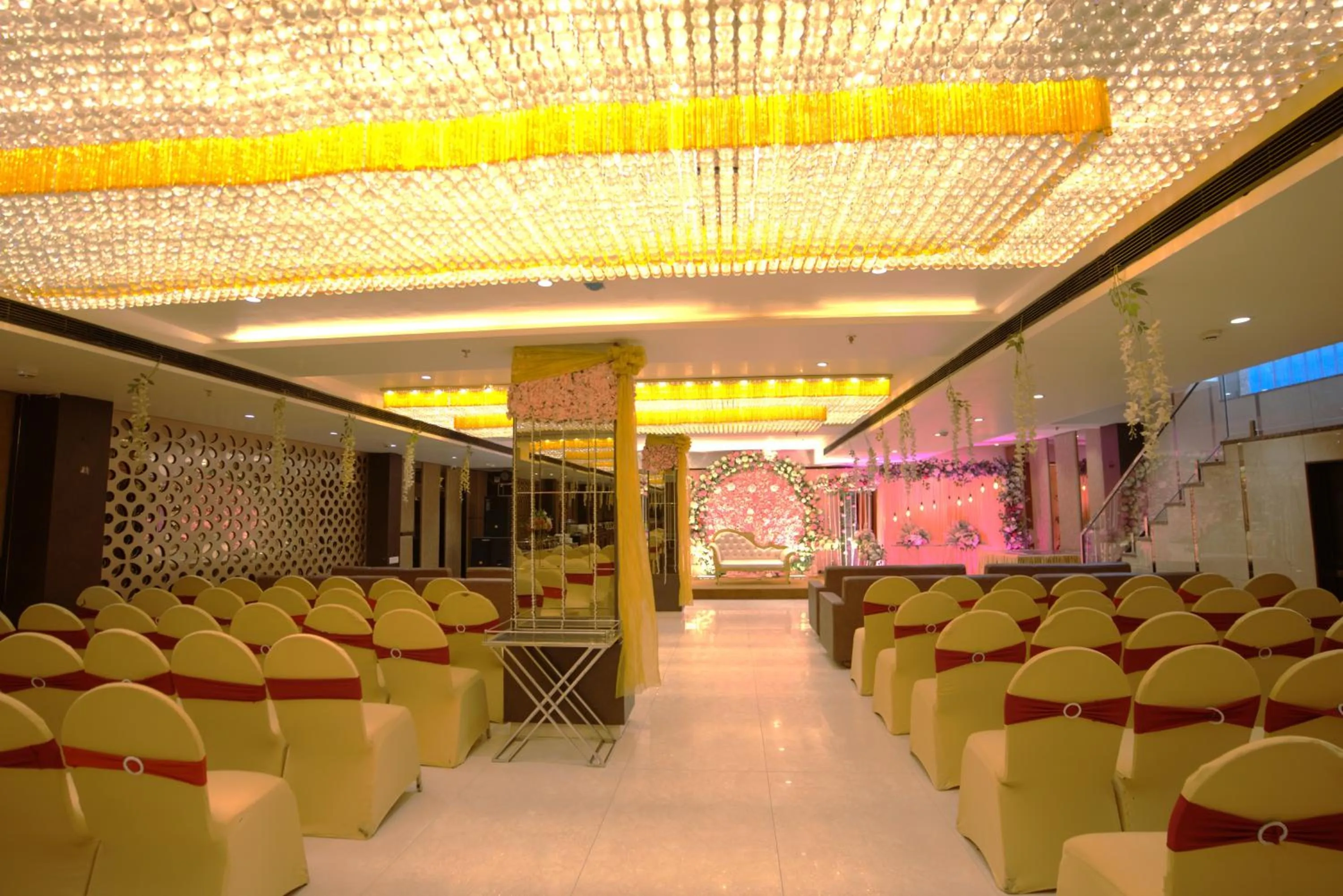 Banquet/Function facilities in Hotel Pradeep Star Inn