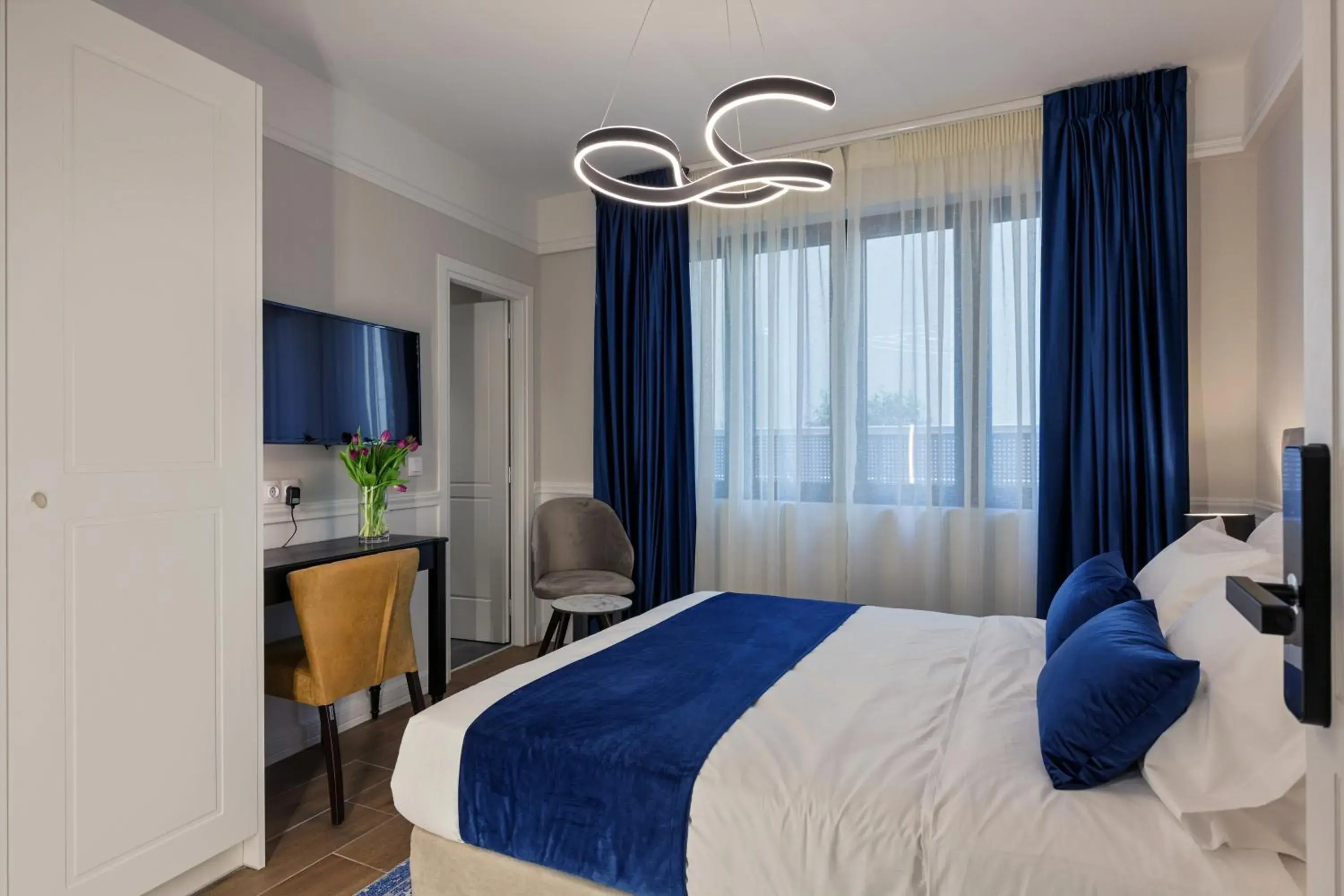 Double Room in Classic Hotel by Athens Prime Hotels Double Room in Classic Hotel by Athens Prime Hotels
