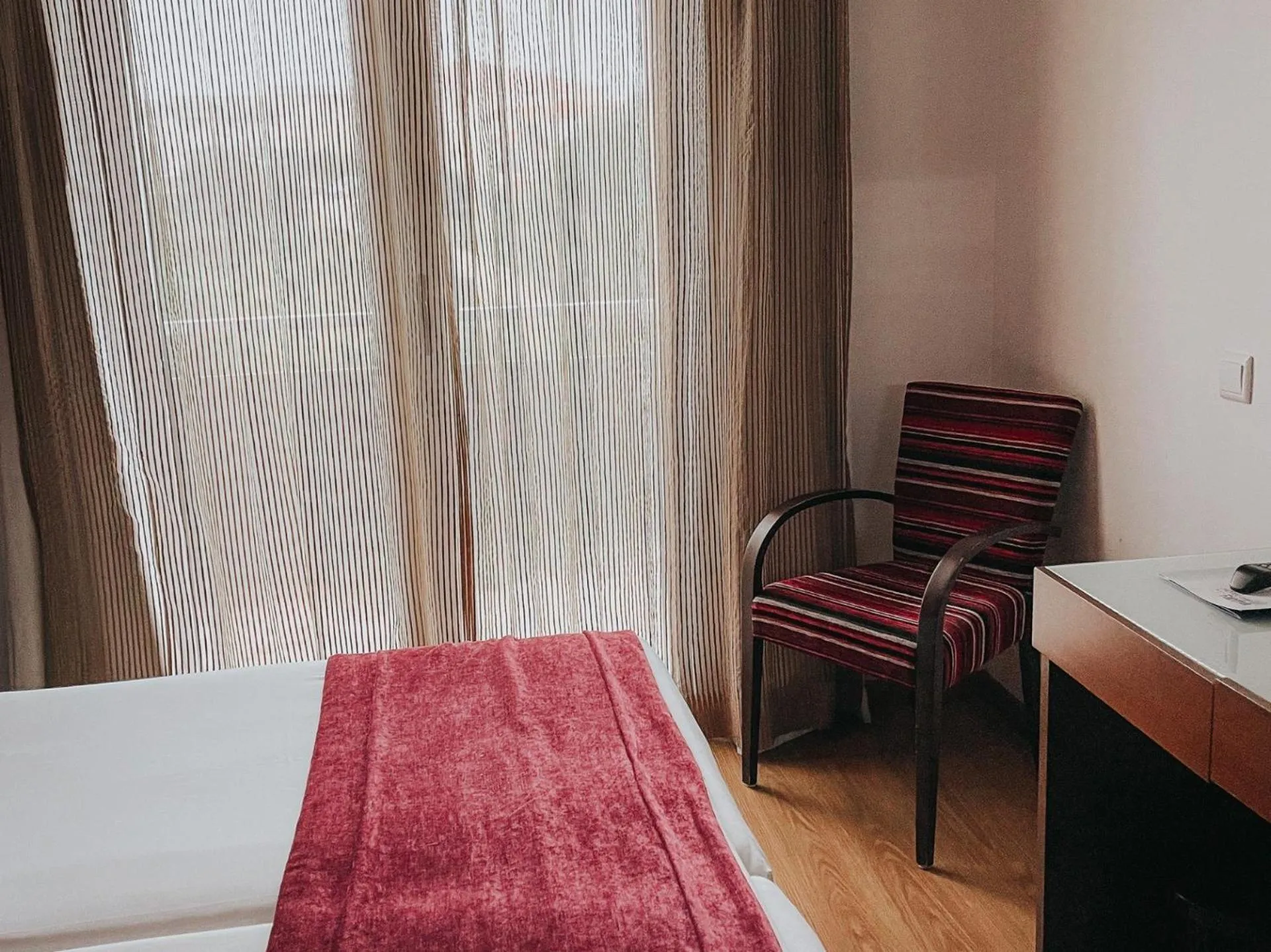 Bedroom, Bed in Hotel Coroa de Fátima