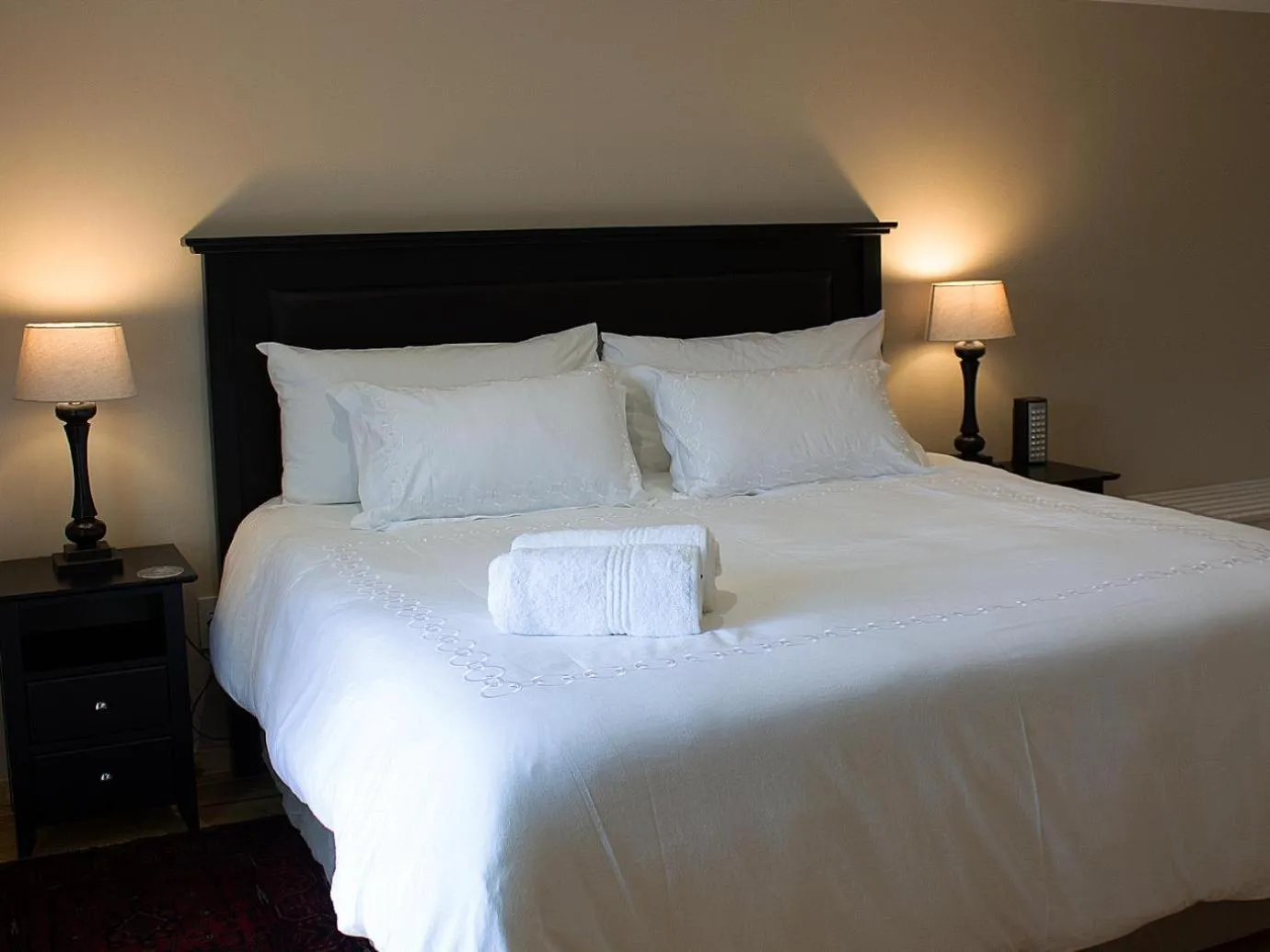 Bed in Cussonia Country Home