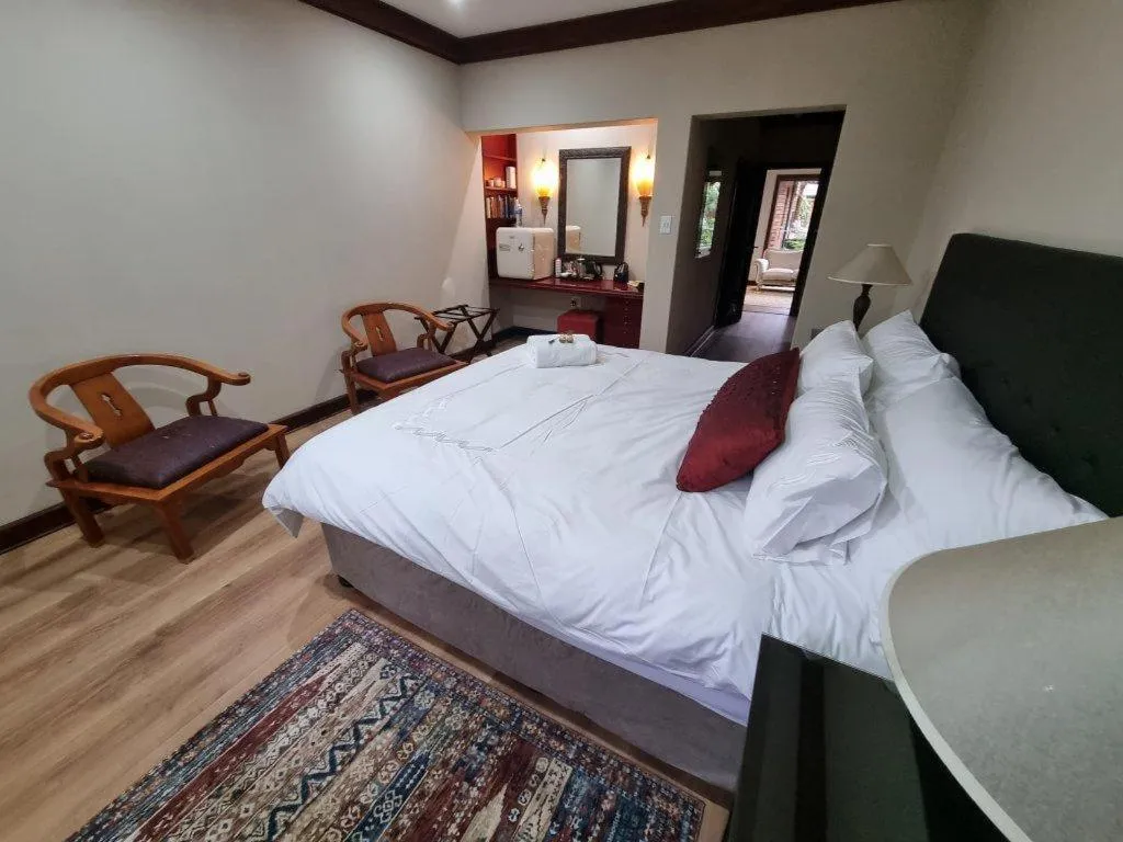 Bedroom, Bed in Cussonia Country Home