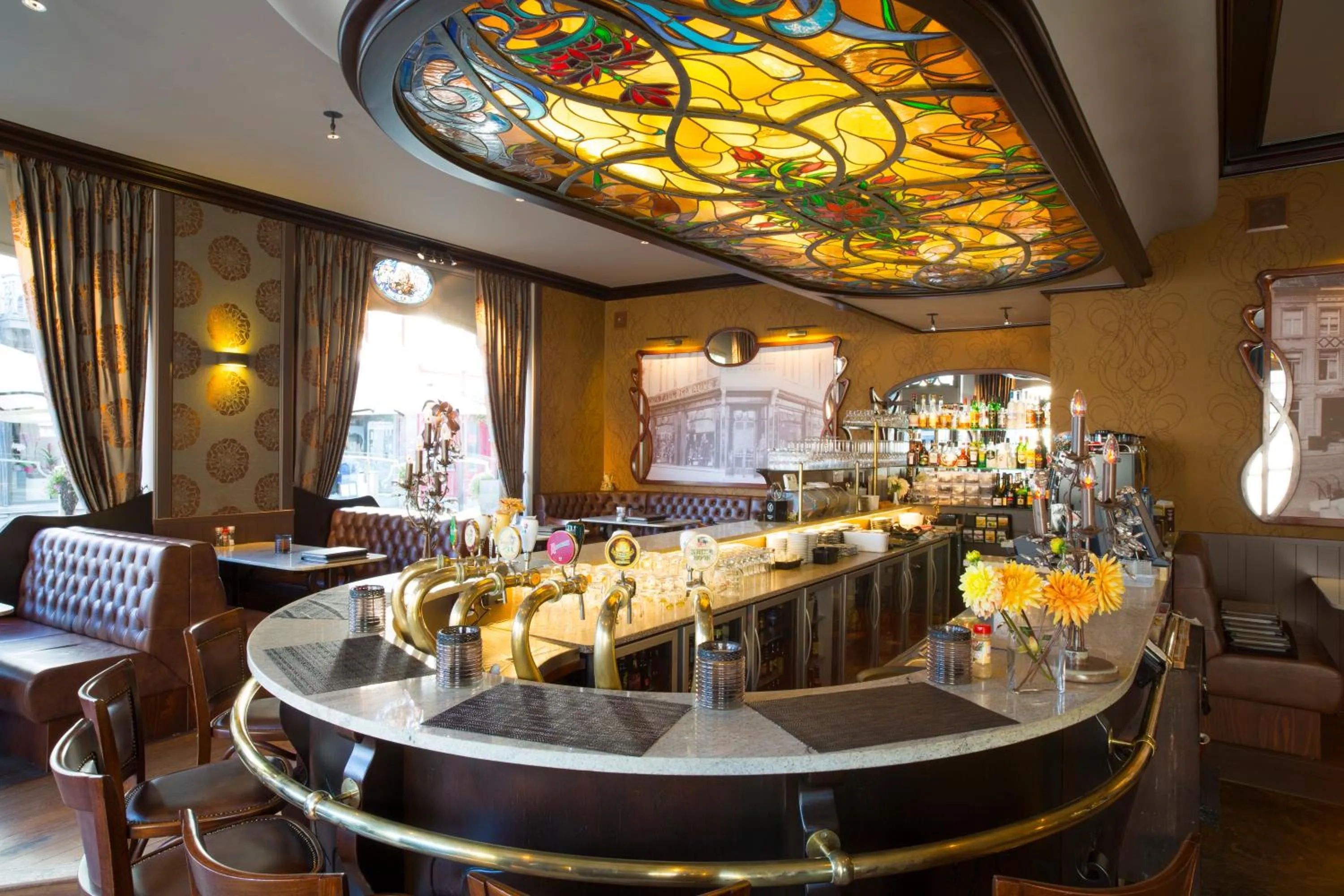 Restaurant/places to eat in Hotel Grupello