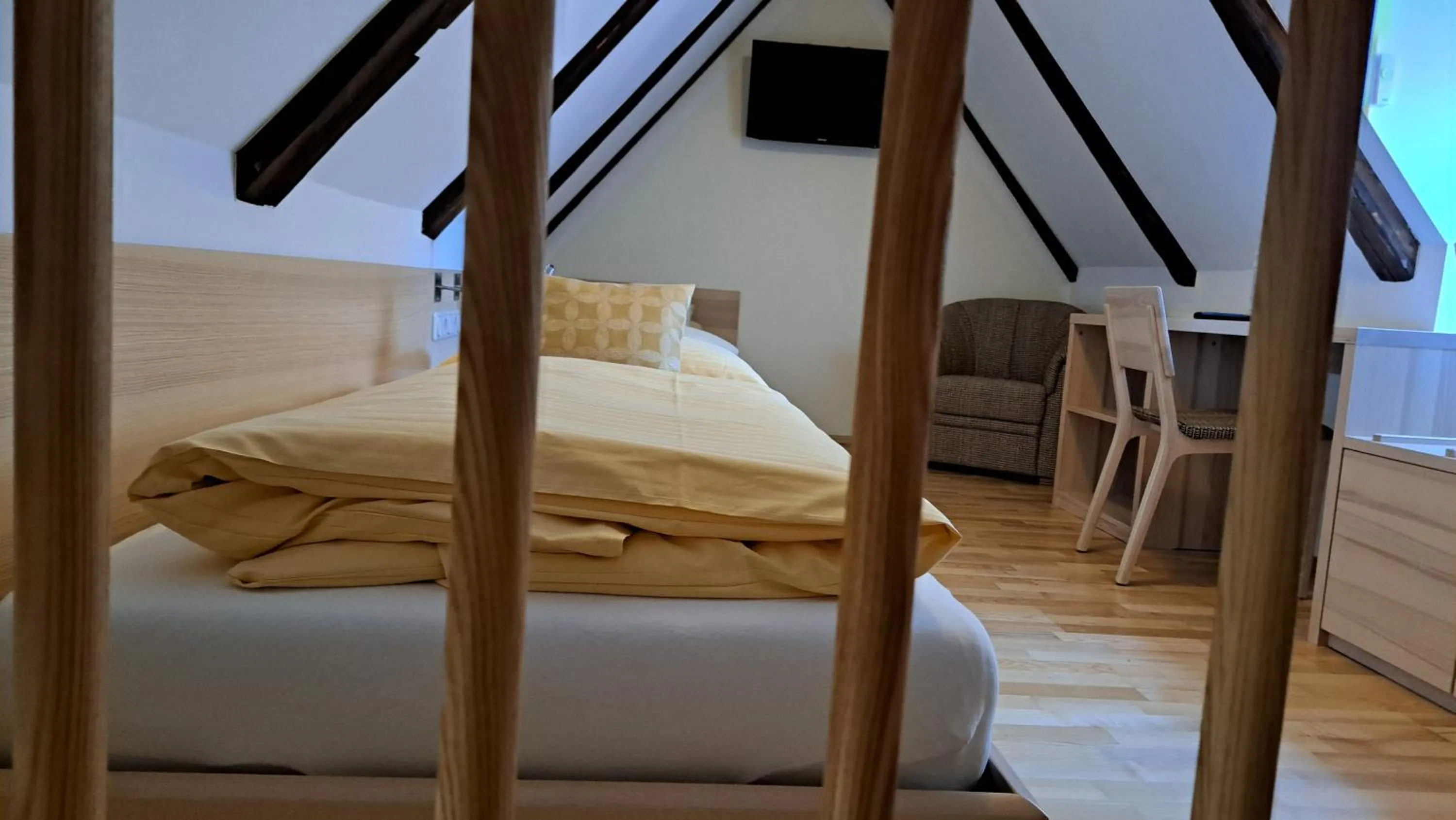 Photo of the whole room, Bed in Familiengasthof Maier