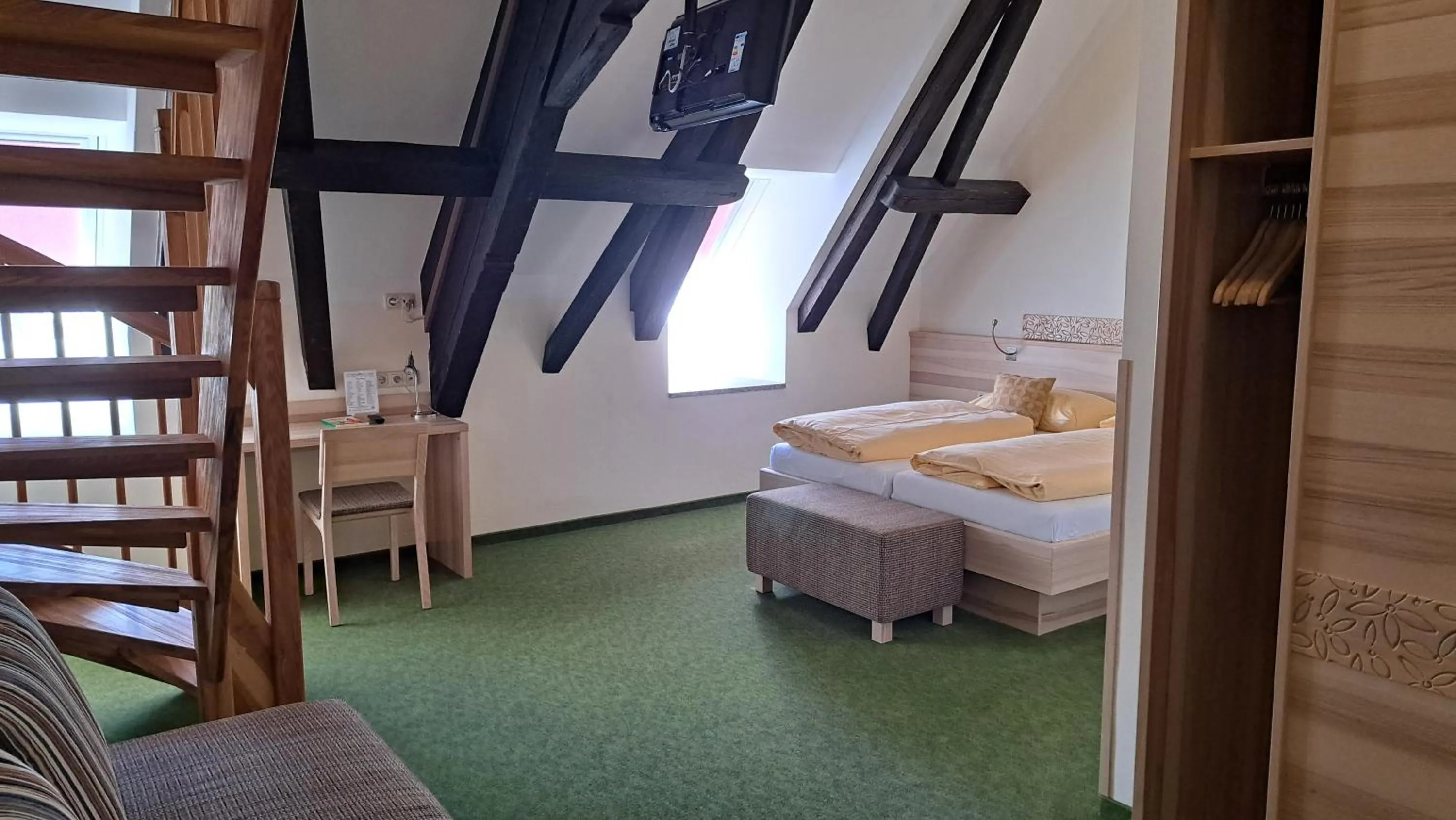 Photo of the whole room, Bed in Familiengasthof Maier