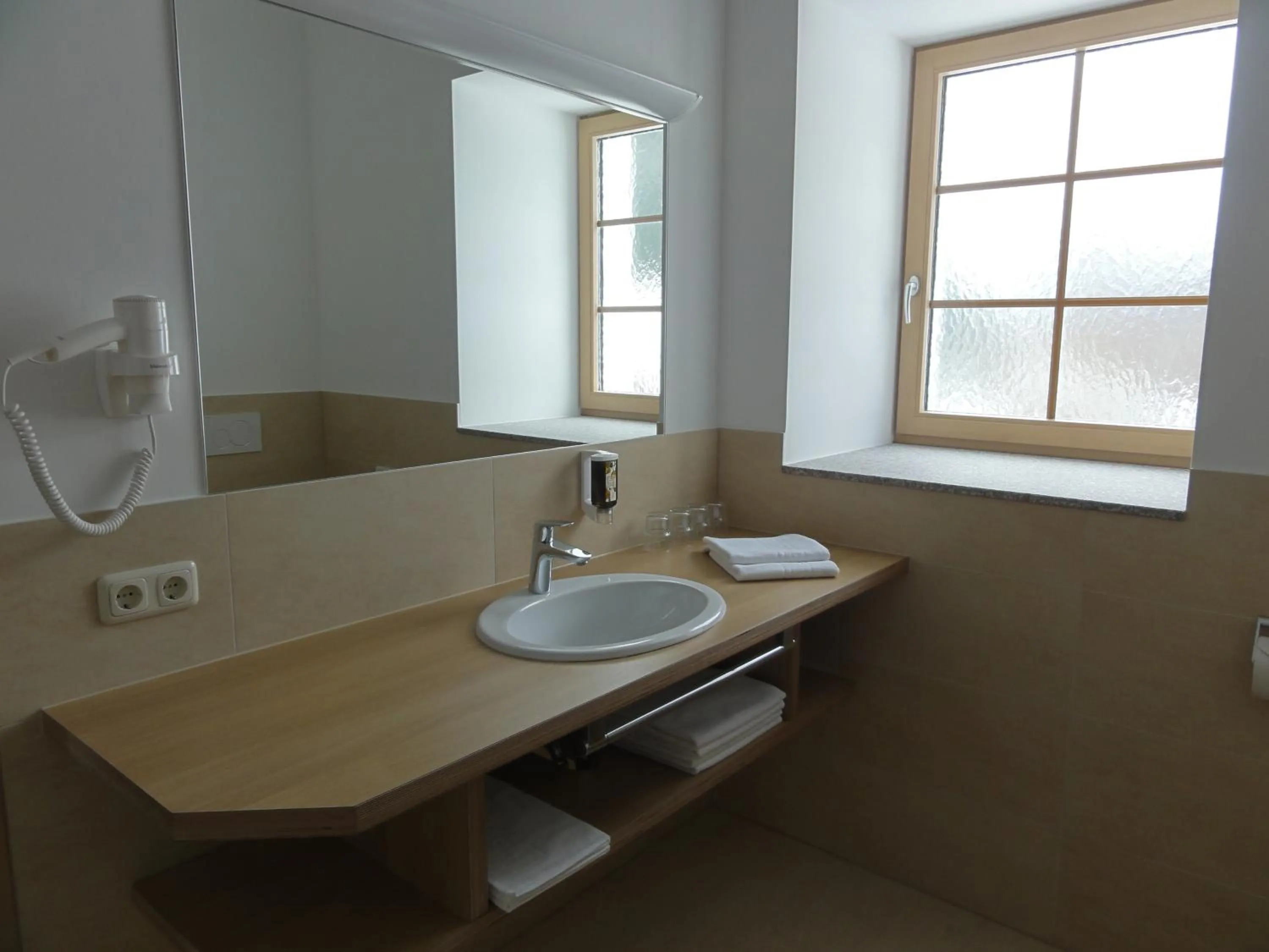 Bathroom in Familiengasthof Maier