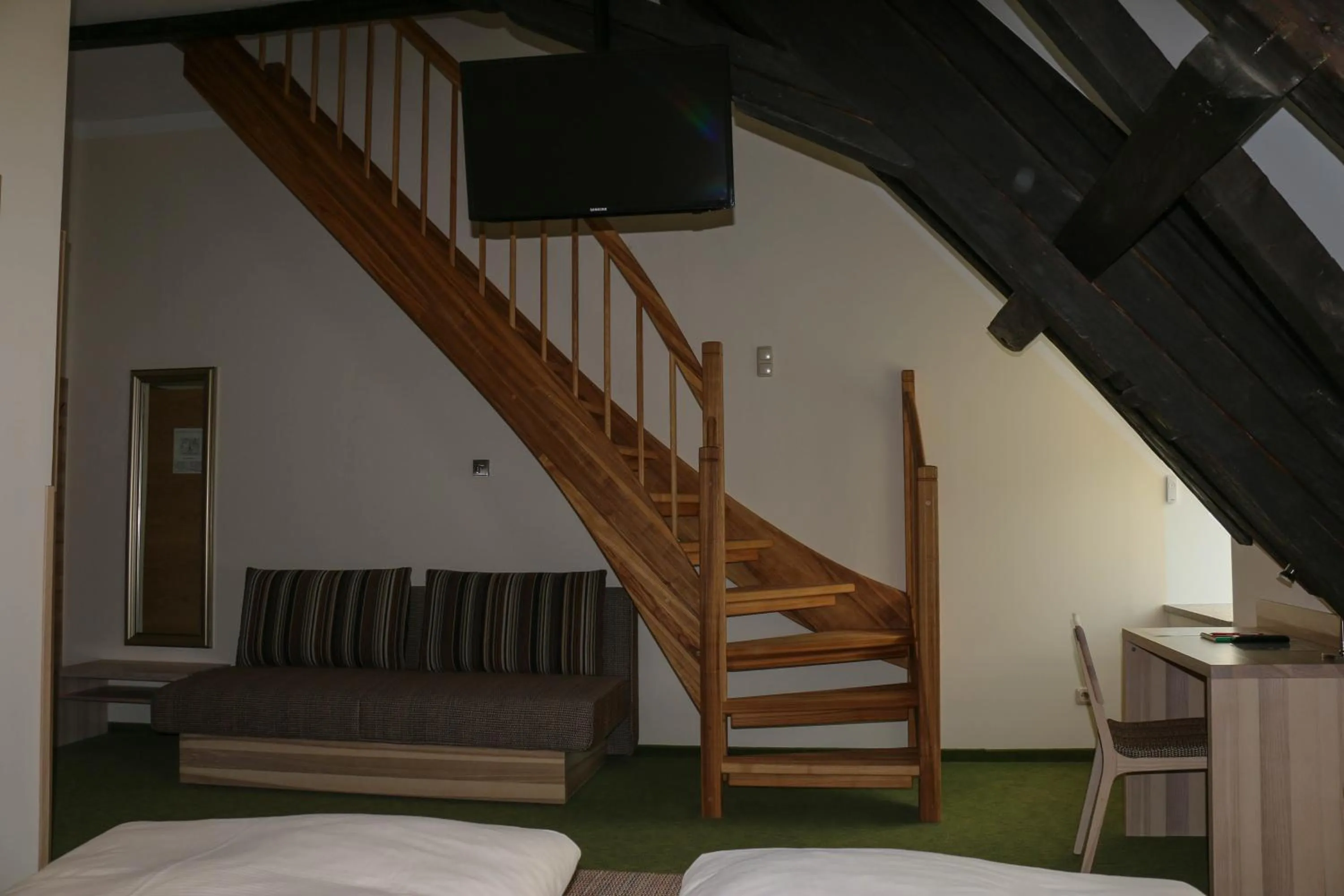 TV and multimedia in Familiengasthof Maier