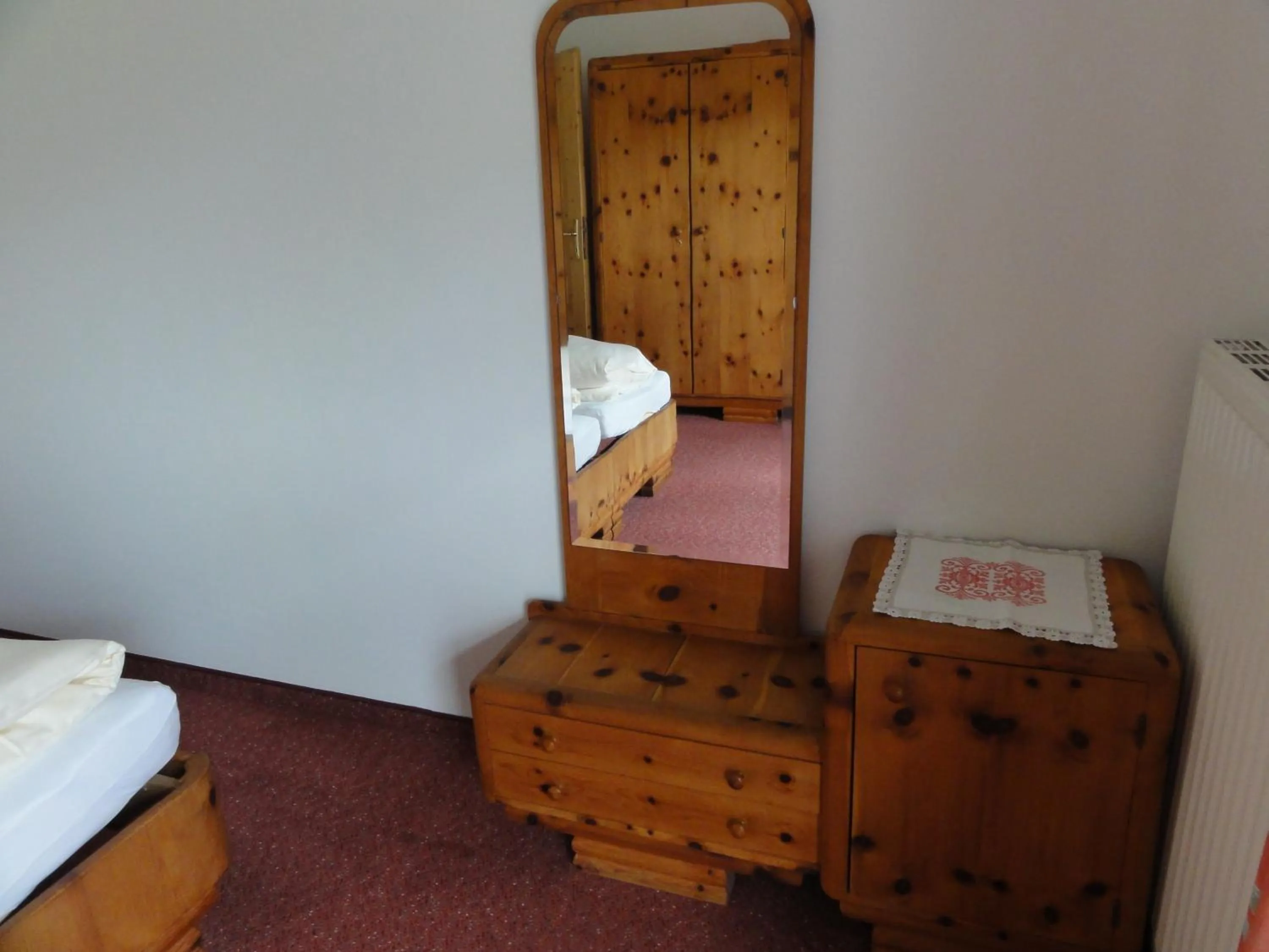 Bedroom, Bed in Familiengasthof Maier
