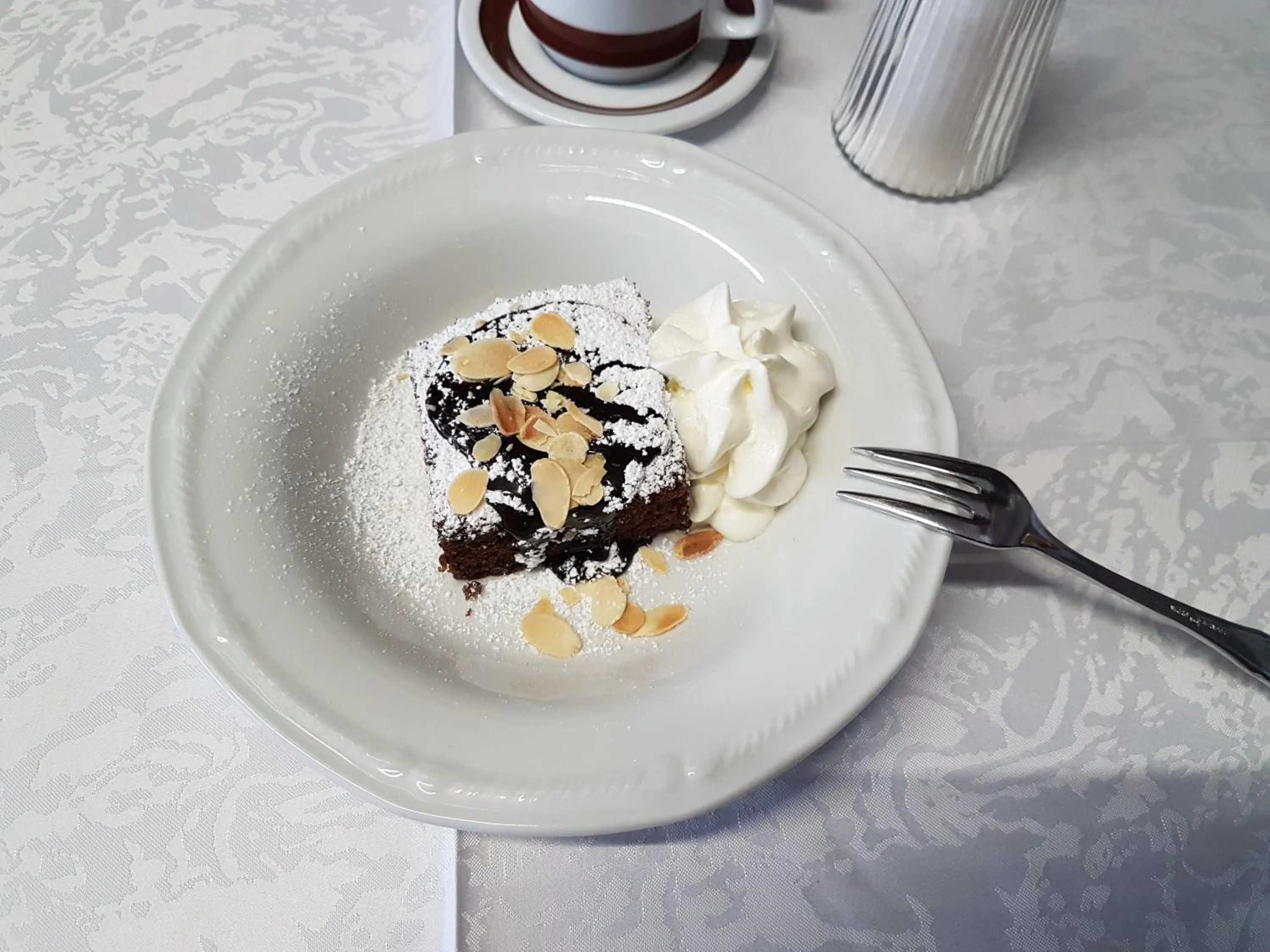 Meals in Familiengasthof Maier