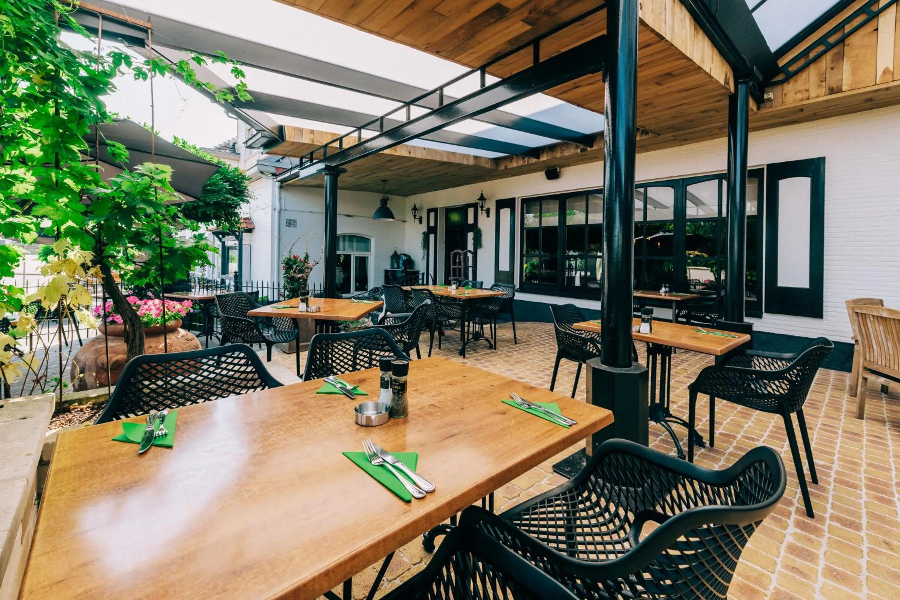 Restaurant/places to eat in Hotel De Kalvaar