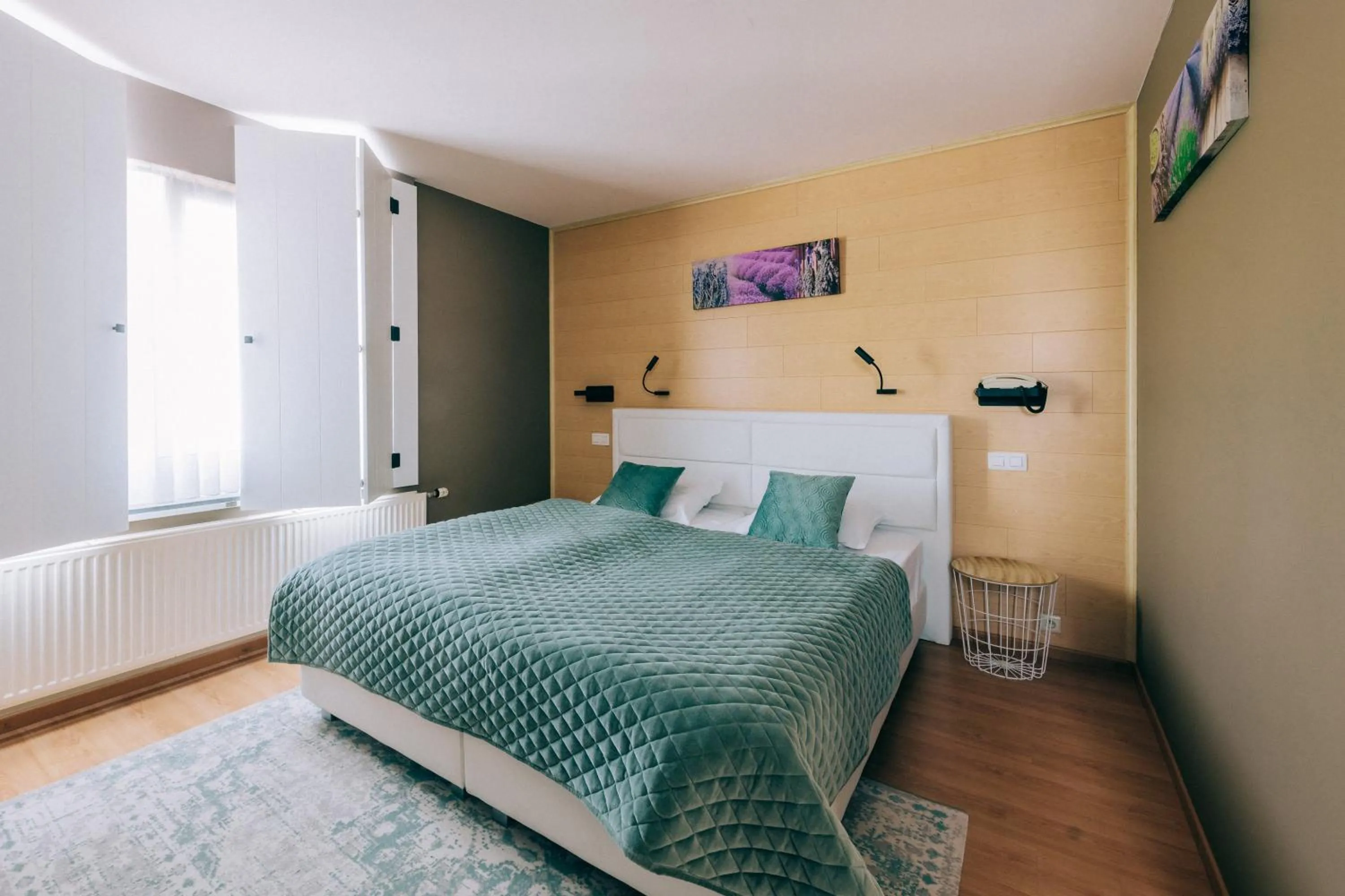 Photo of the whole room, Bed in Hotel De Kalvaar