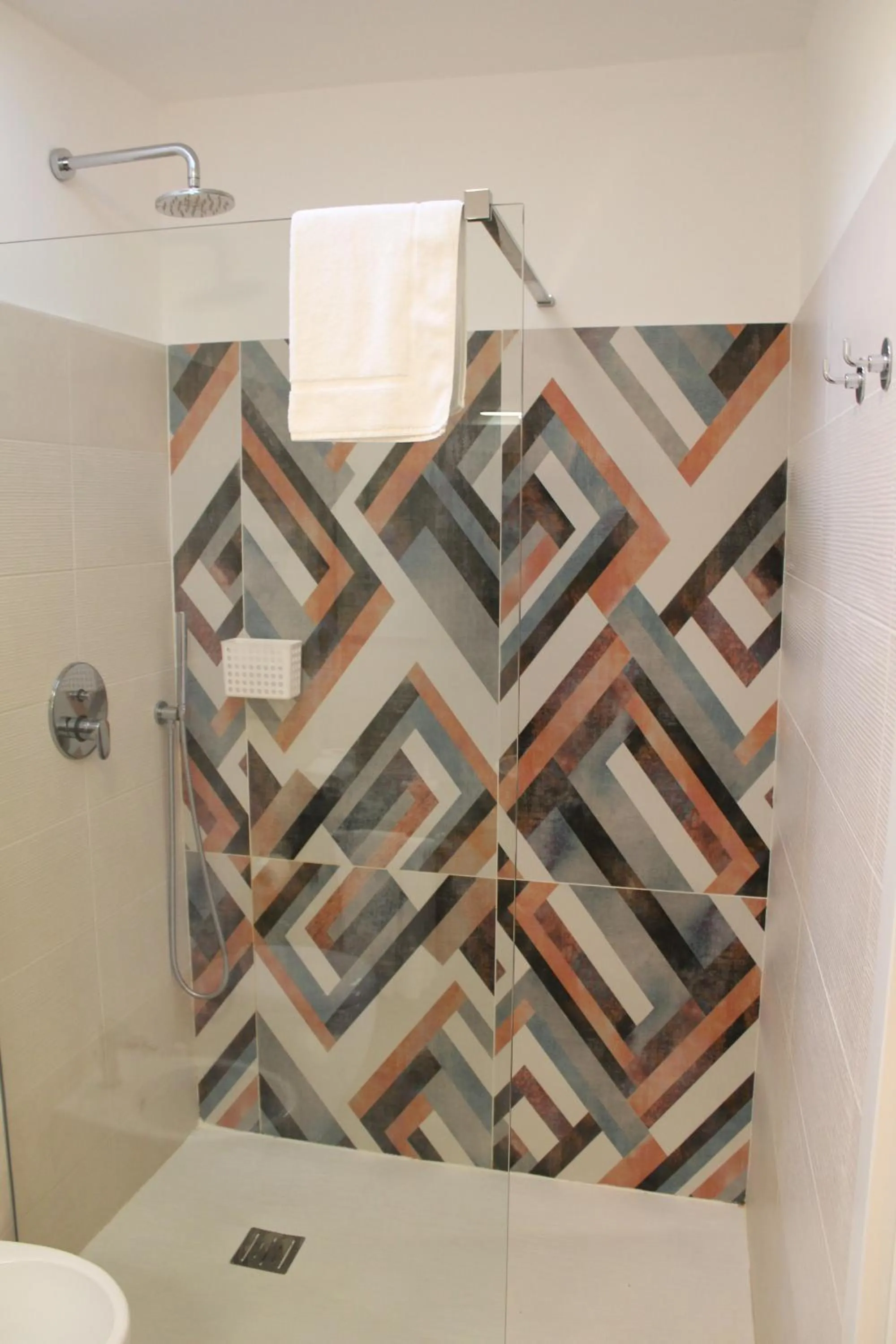 Shower in Margiò House