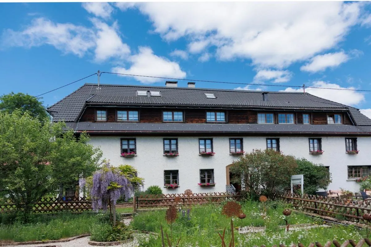 Property building in Hotel Das Landhaus