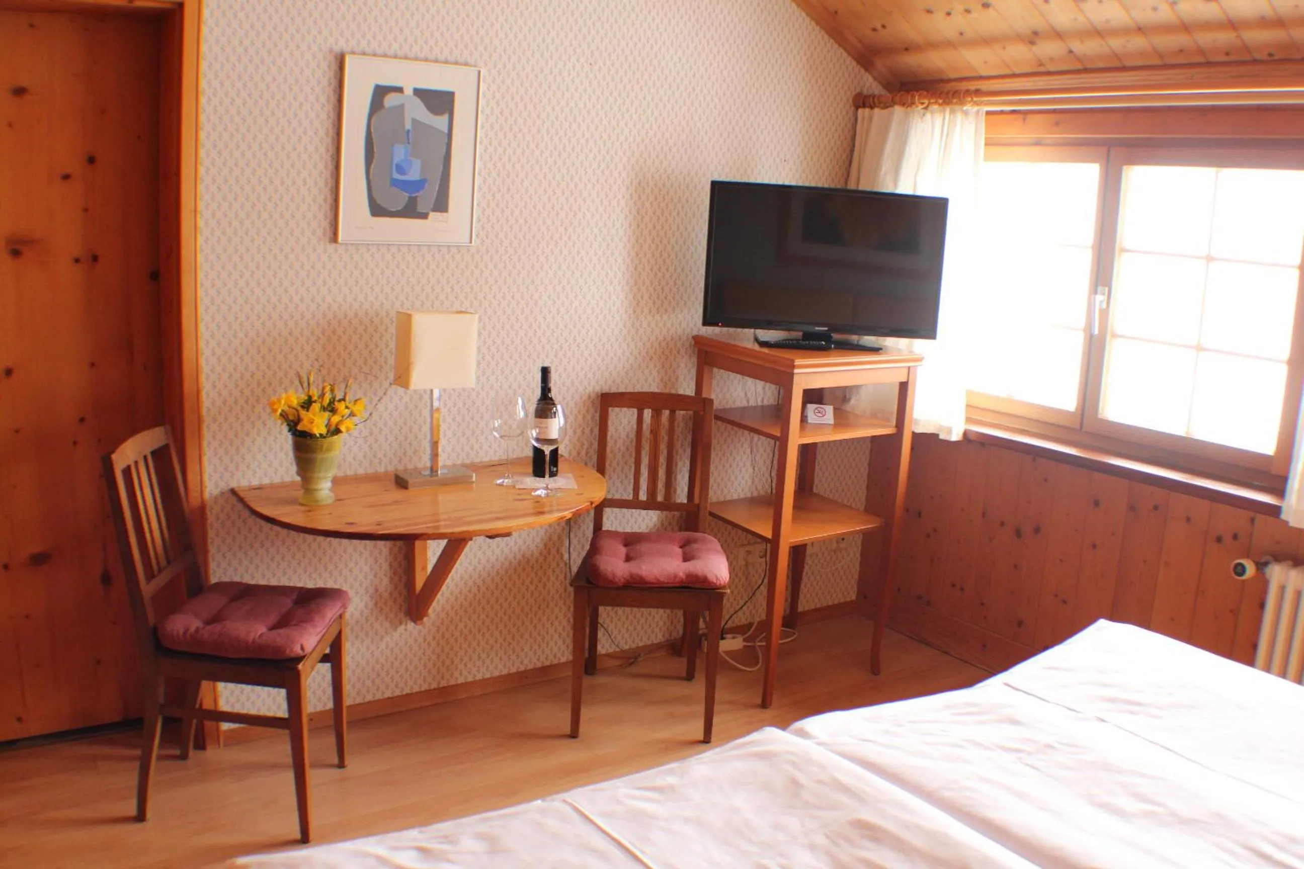 Seating area, Bed in Hotel Das Landhaus