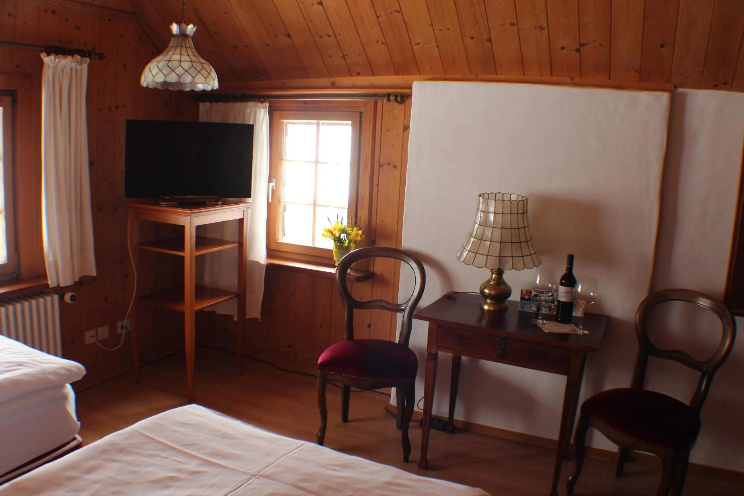 Seating area, Bed in Hotel Das Landhaus