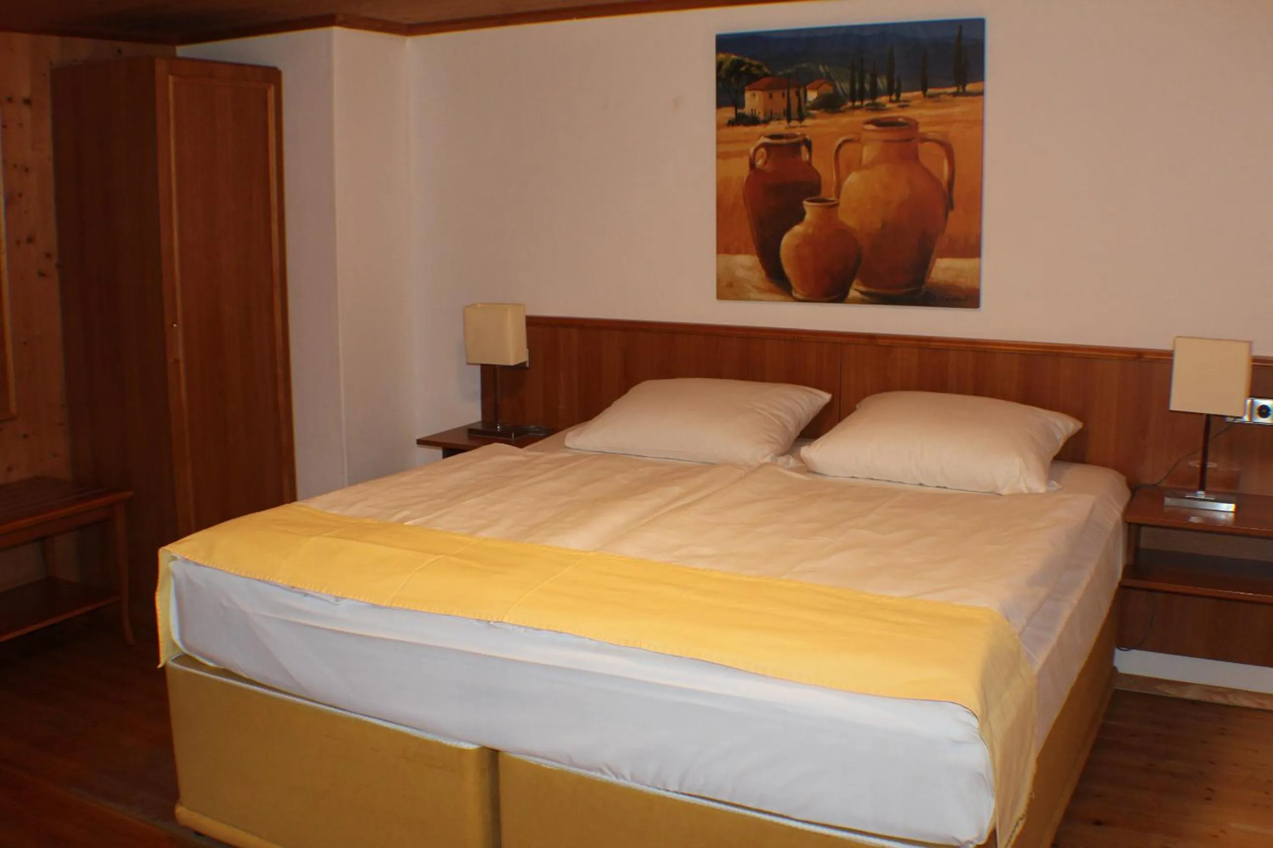 Photo of the whole room, Bed in Hotel Das Landhaus