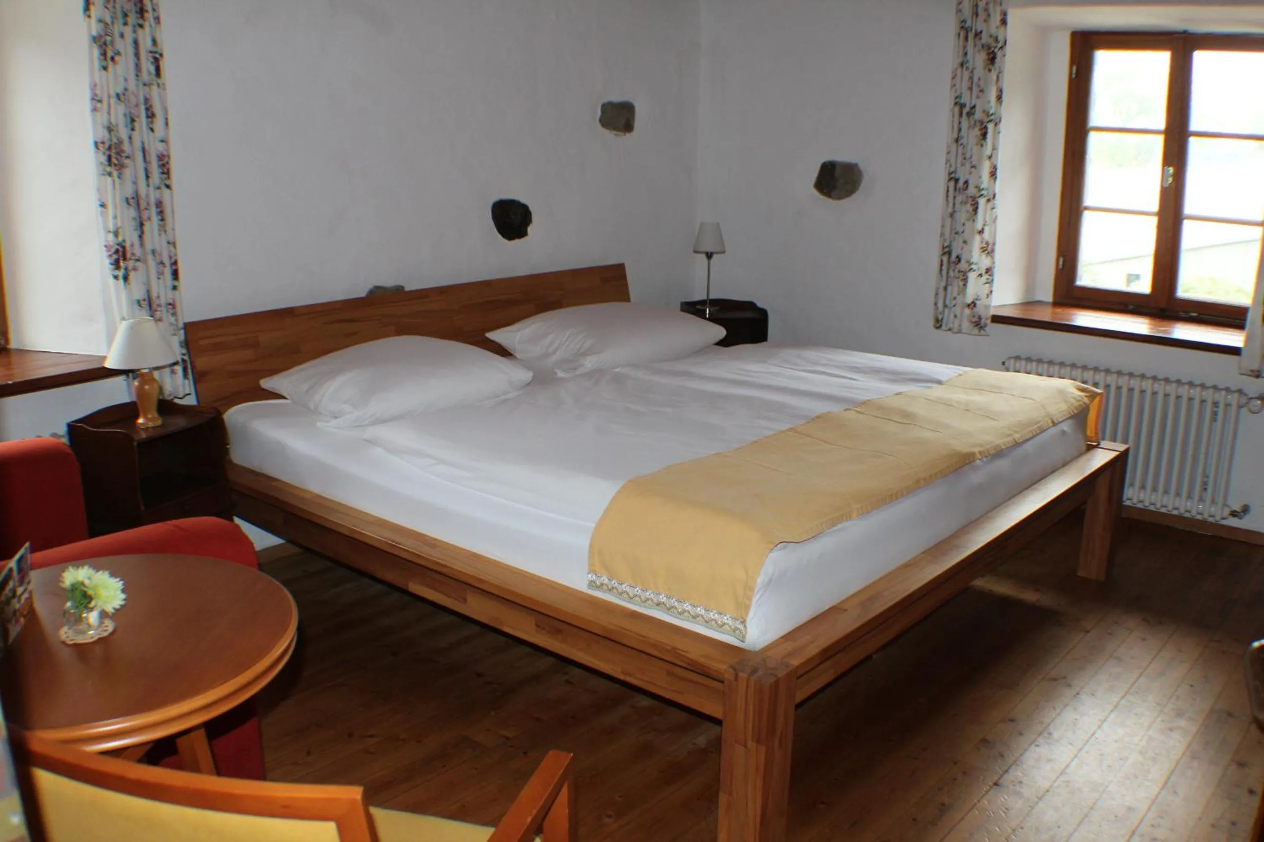 Photo of the whole room, Bed in Hotel Das Landhaus