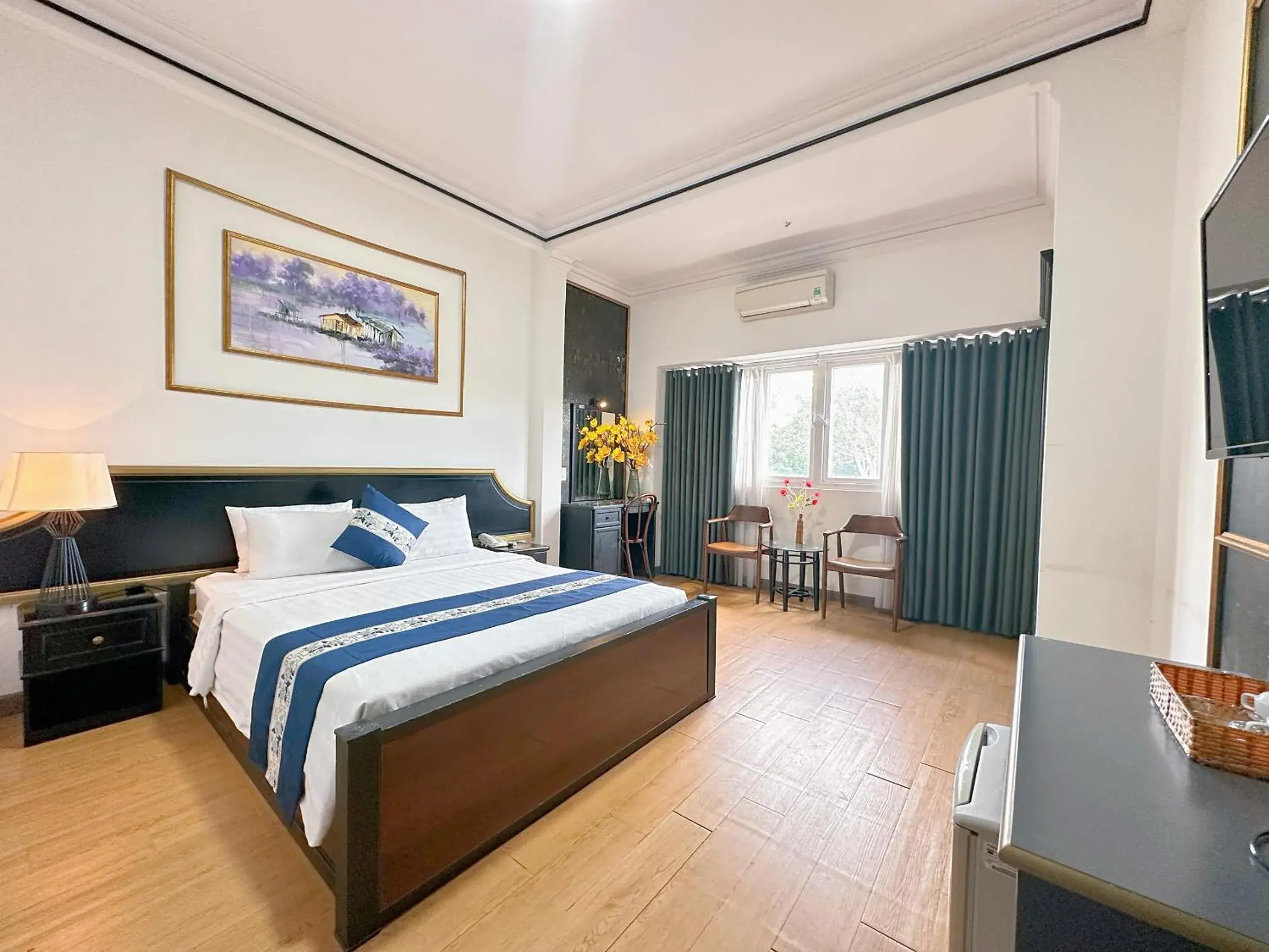 Property building, Bed in New Star Inn Boutique Hotel-Near Bến Thành Market Property building, Bed in New Star Inn Boutique Hotel-Near Bến Thành Market