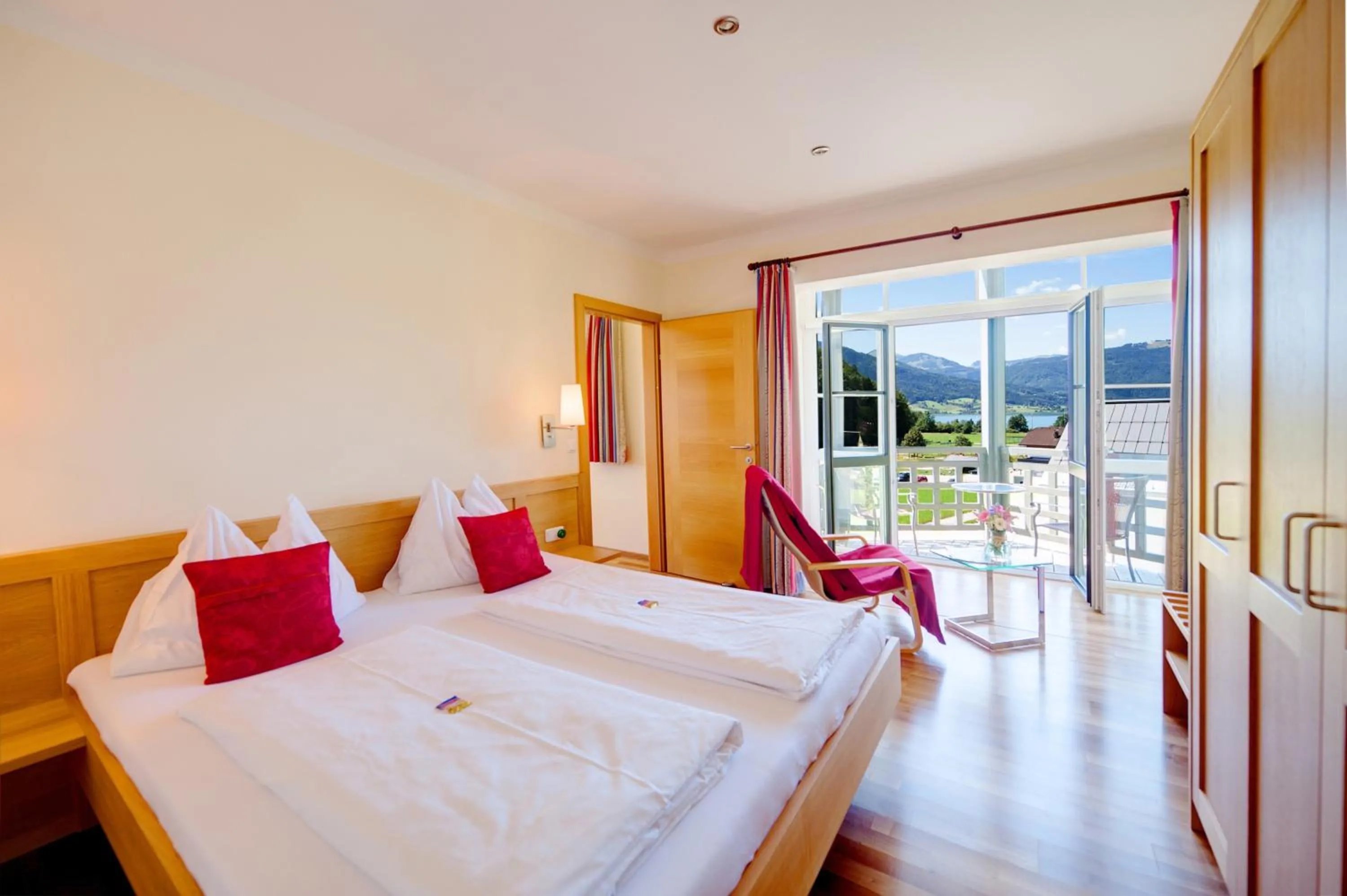 Photo of the whole room, Bed in Hotel Bürglstein